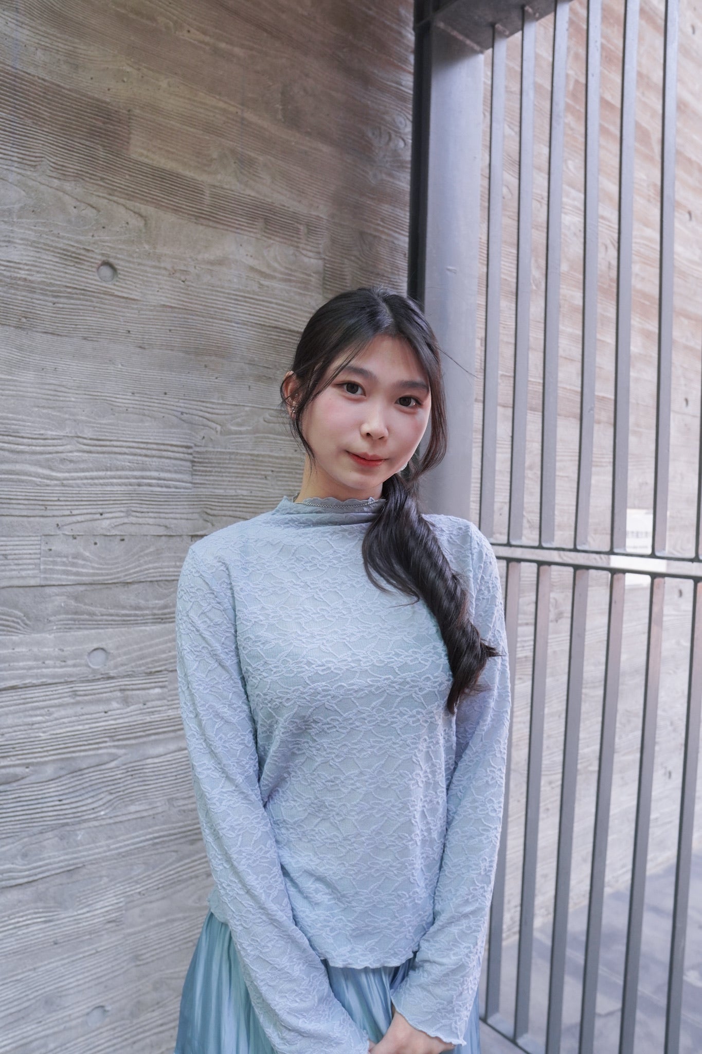 <現貨> 小眾提花ruffle邊高領打底上衣｜兩色入