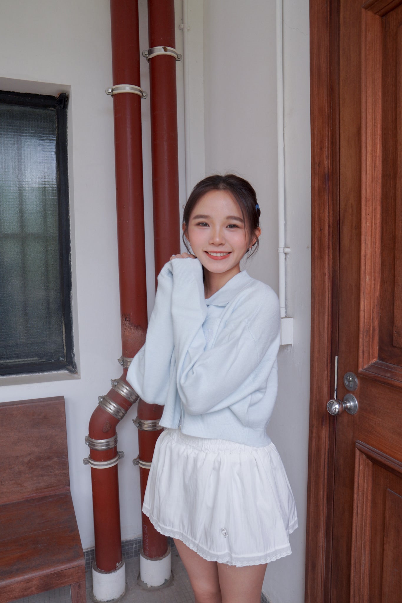 <預訂> 超可愛～馬卡龍愛心刺繡拉鍊口袋針織上衣｜天藍