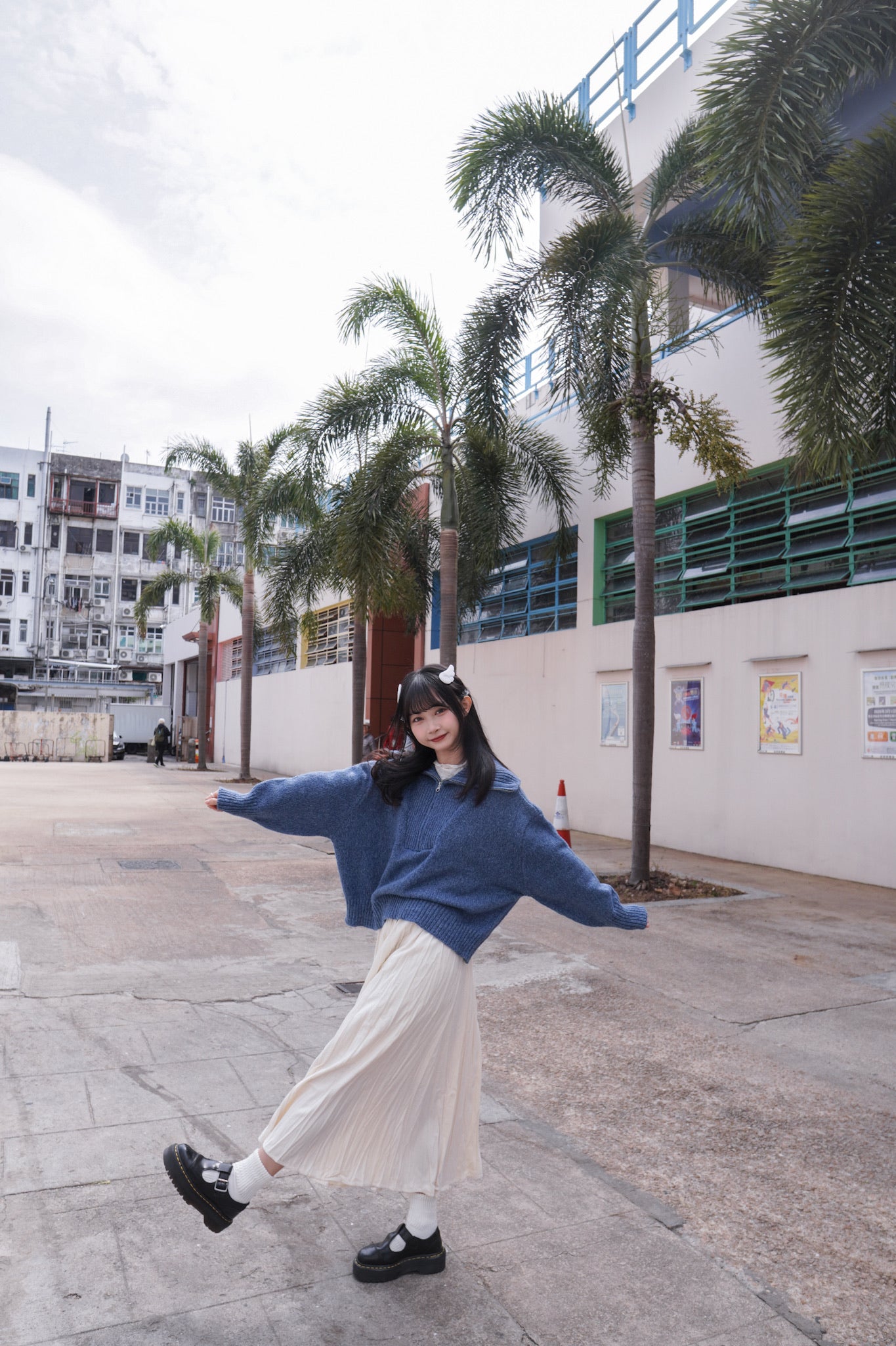 <預訂> 自家製 褶皺透明Ruffle邊立體花花高領內搭打底上衣｜兩色入