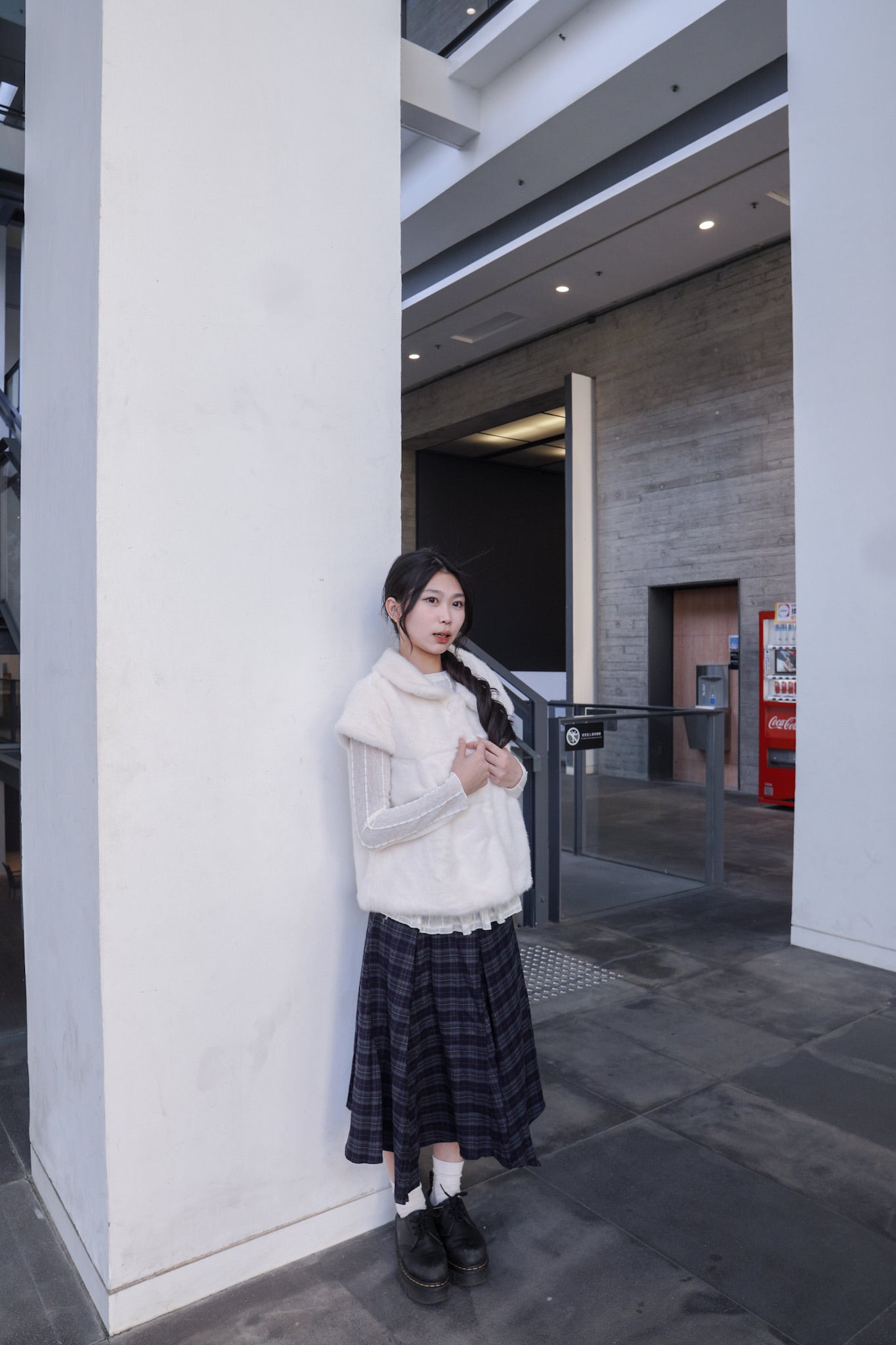 <現貨> 暗花傘型圓領條紋打底上衣