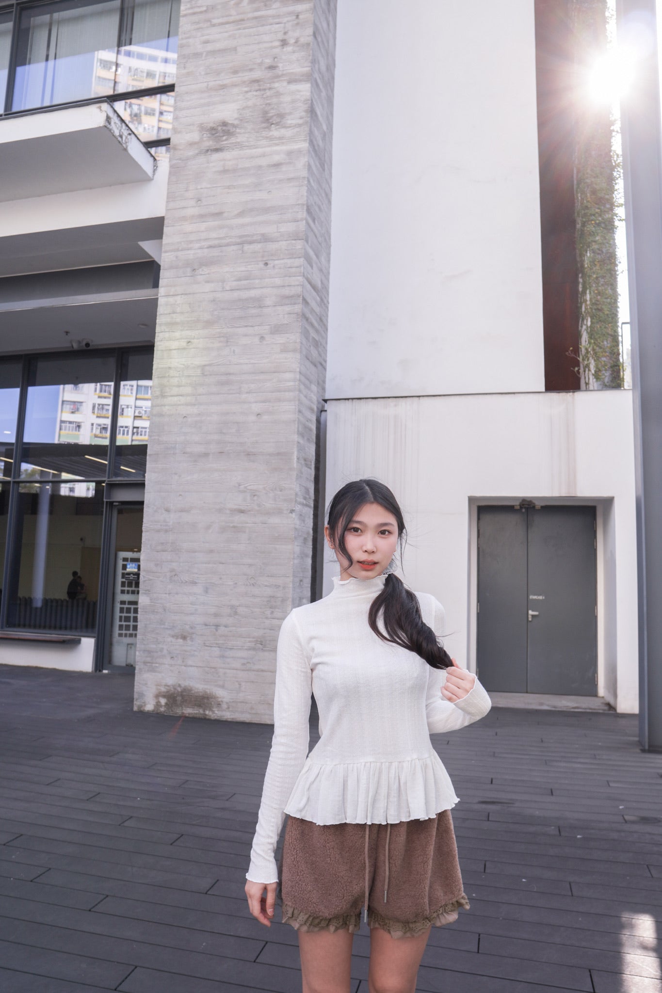 <預訂> 半高領ruffle邊傘型針織打底上衣