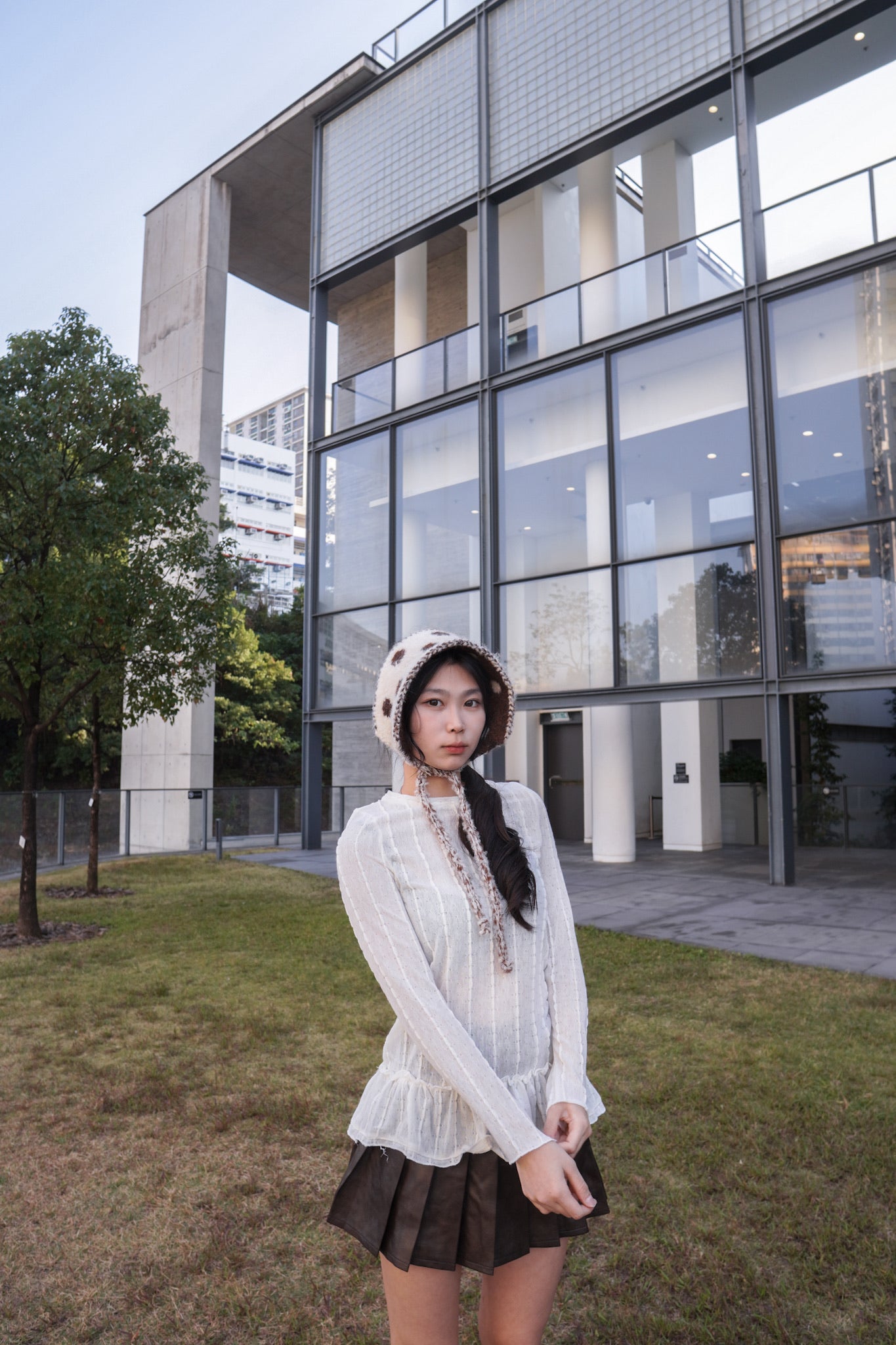 <現貨> 暗花傘型圓領條紋打底上衣