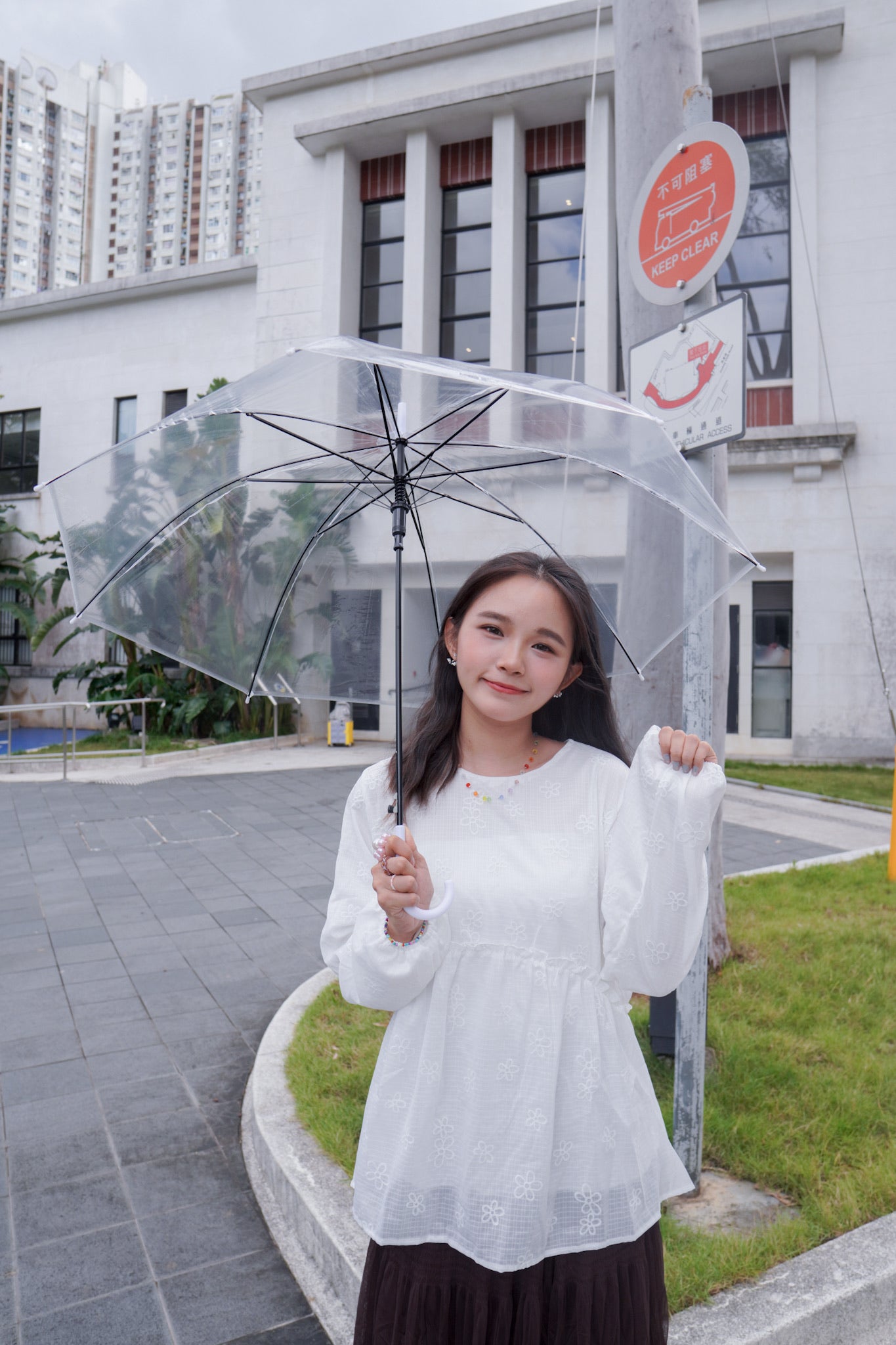 <現貨> 獨家款 泰國人手製作! 格紋小花卉泡泡袖上衣｜兩色入