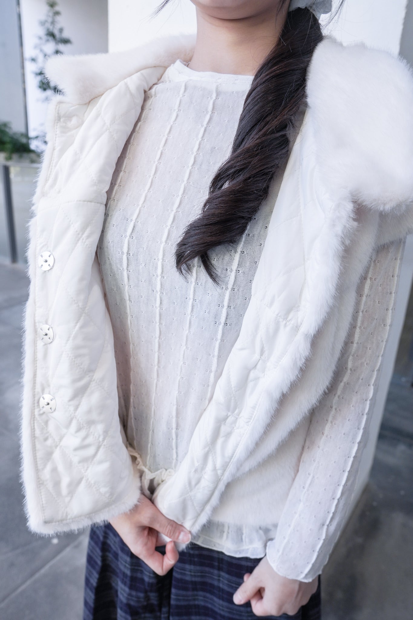 <現貨> 暗花傘型圓領條紋打底上衣