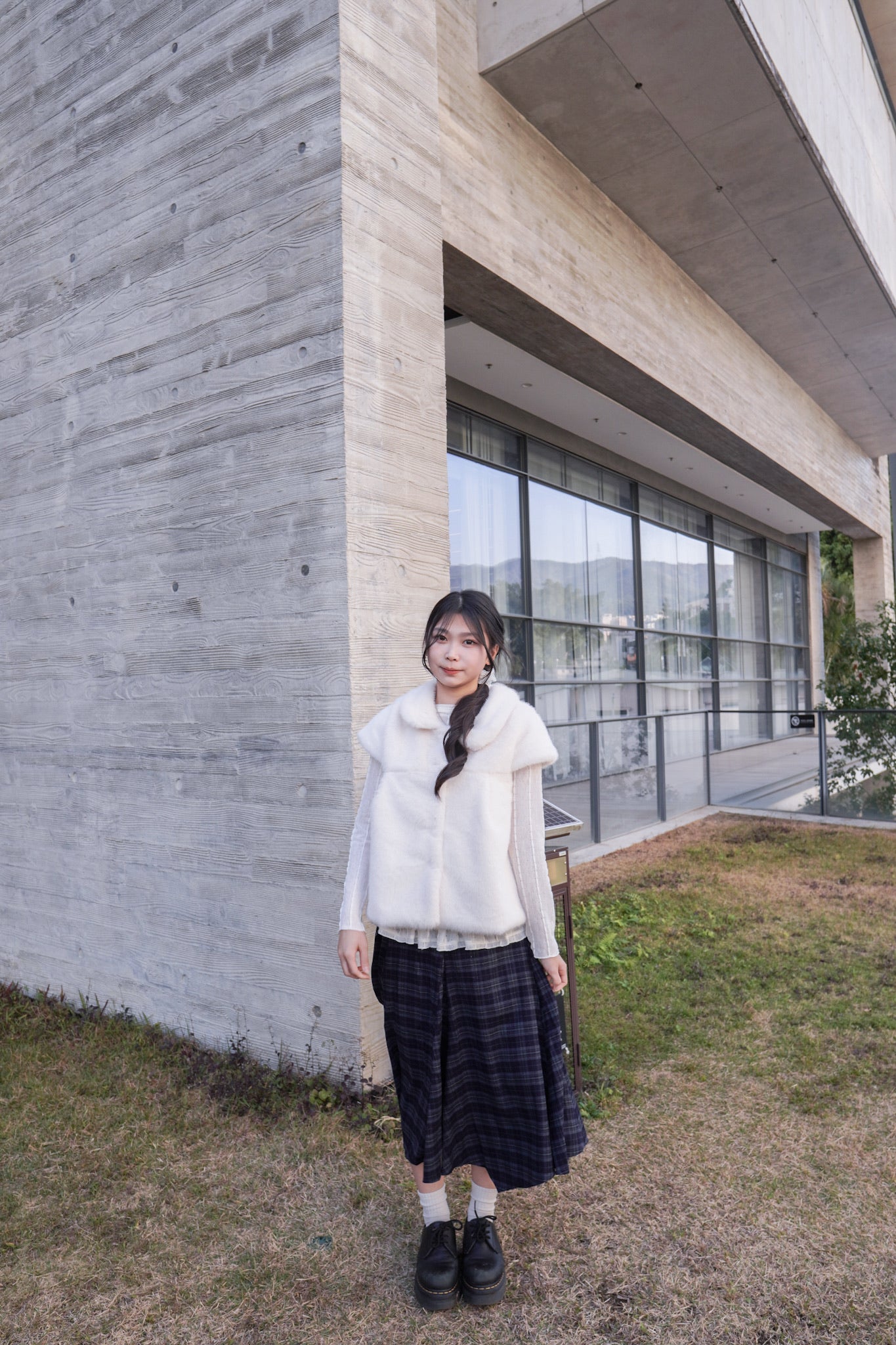 <現貨> 暗花傘型圓領條紋打底上衣