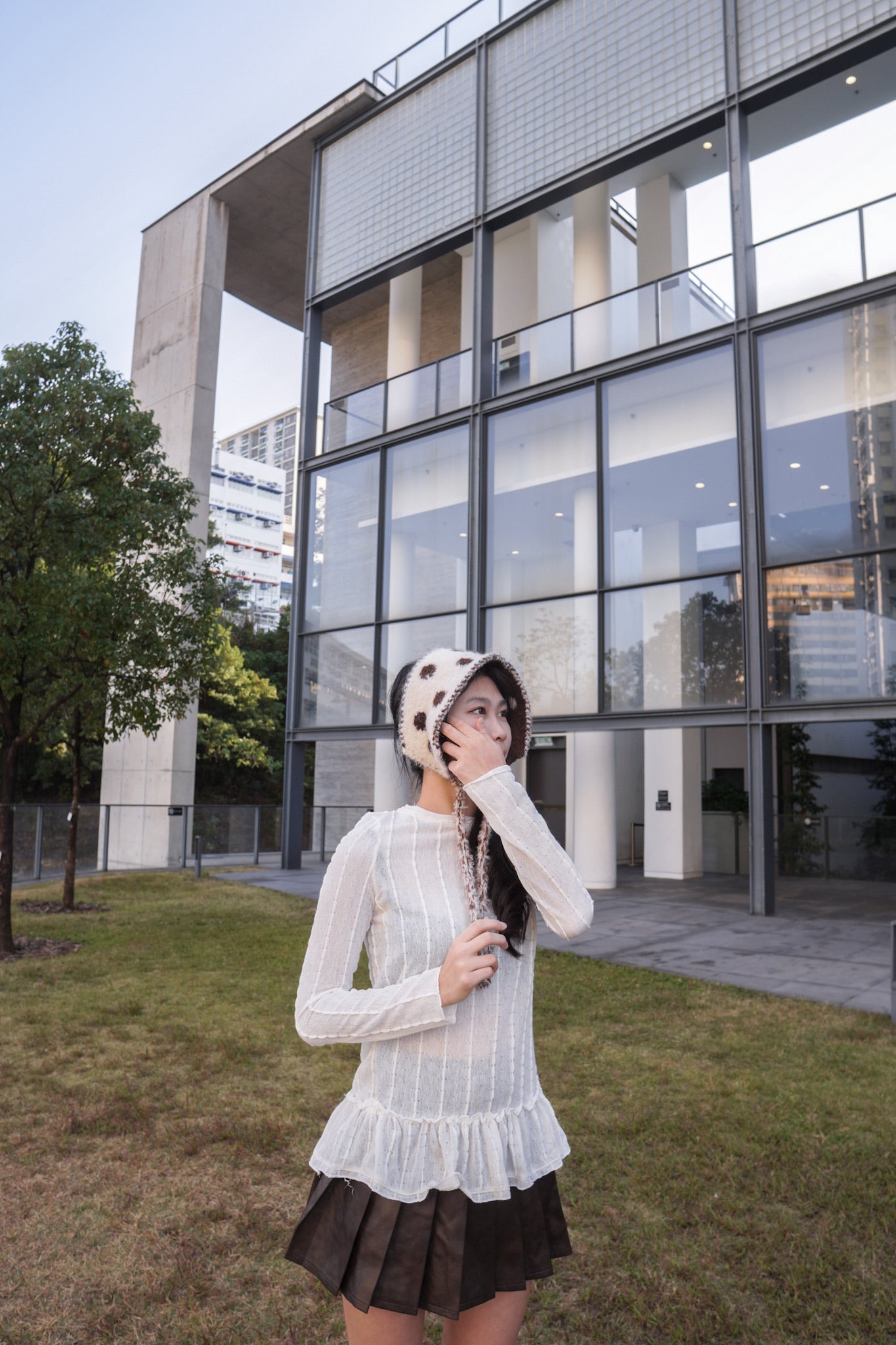 <現貨> 暗花傘型圓領條紋打底上衣