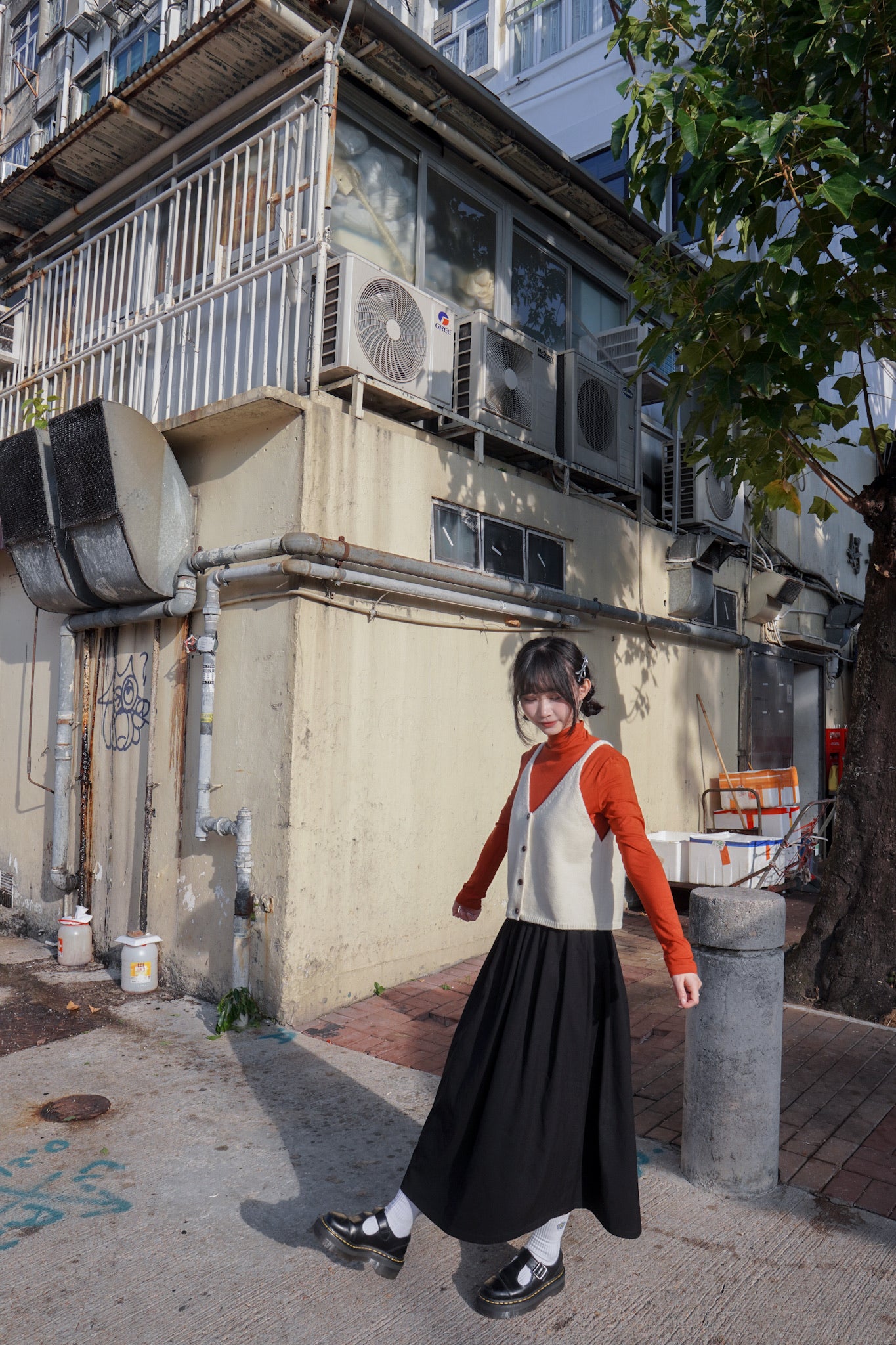 <現貨> 自家製 垂吊感A字小黑長裙