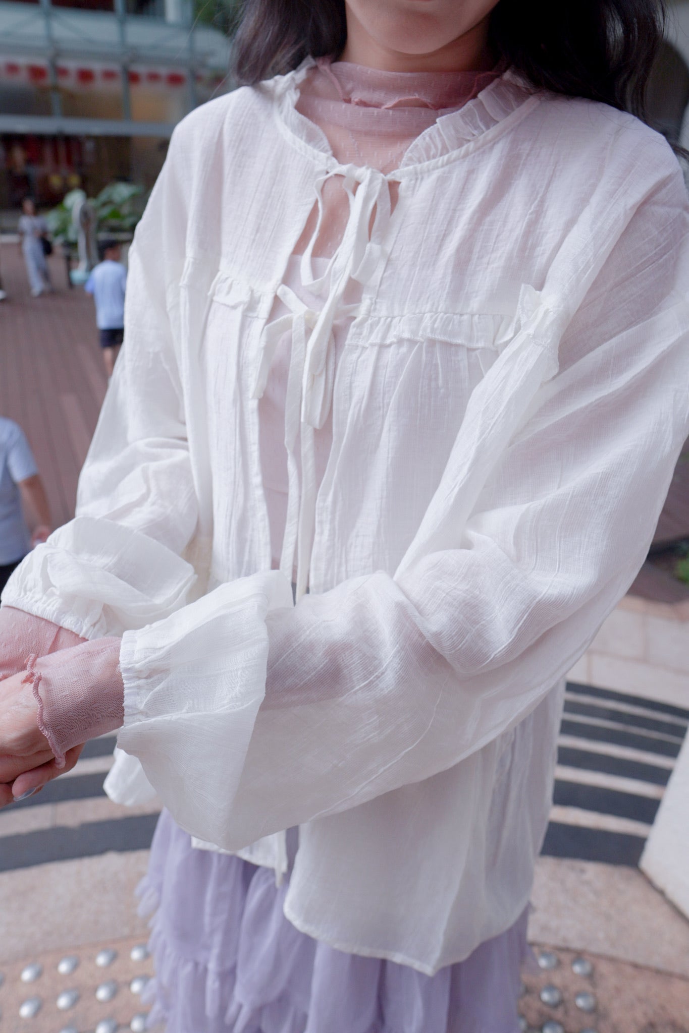 <預訂> 荷葉邊泡泡袖綁帶透紗薄外套