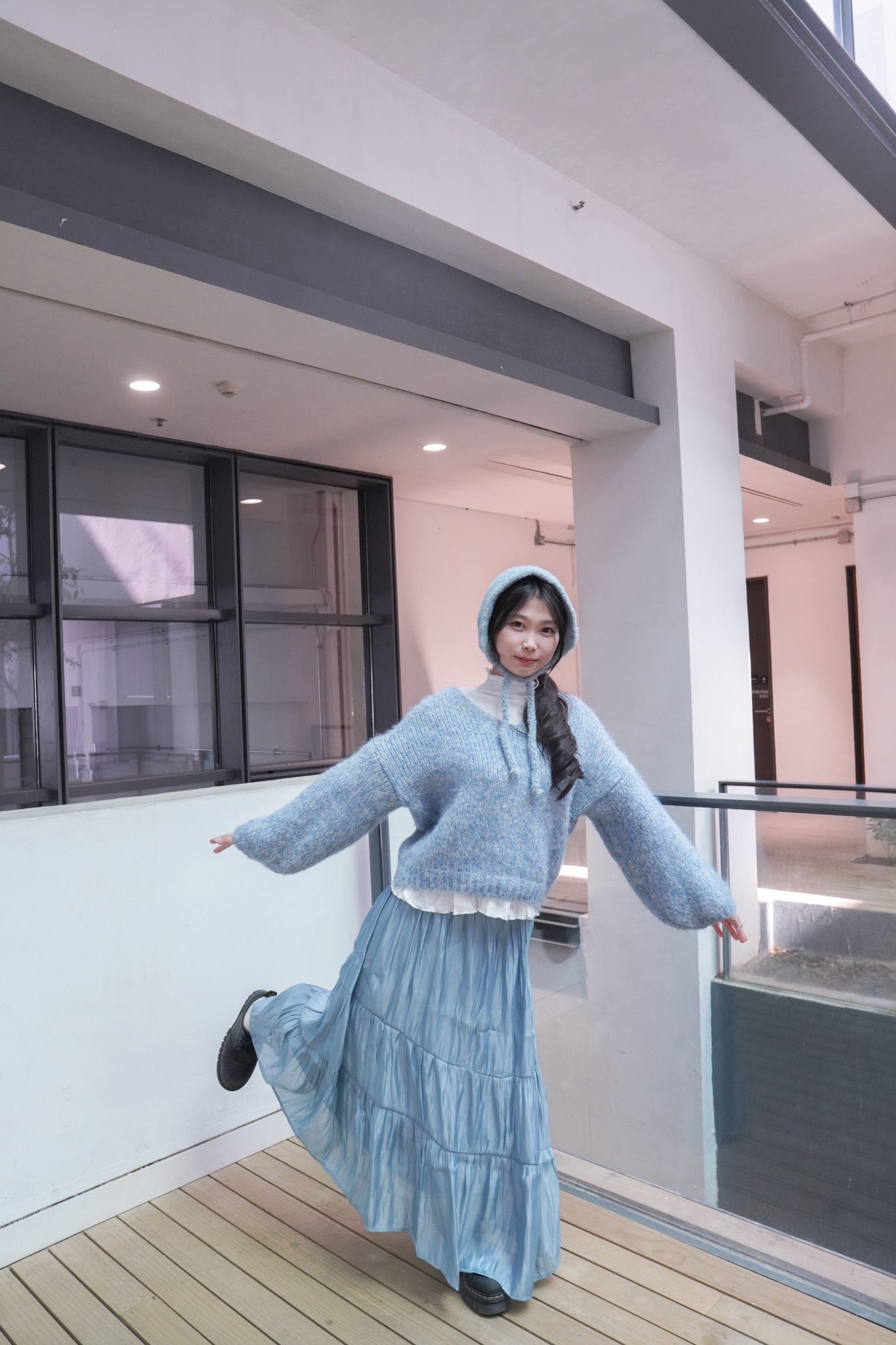 <預訂> 半高領ruffle邊傘型針織打底上衣