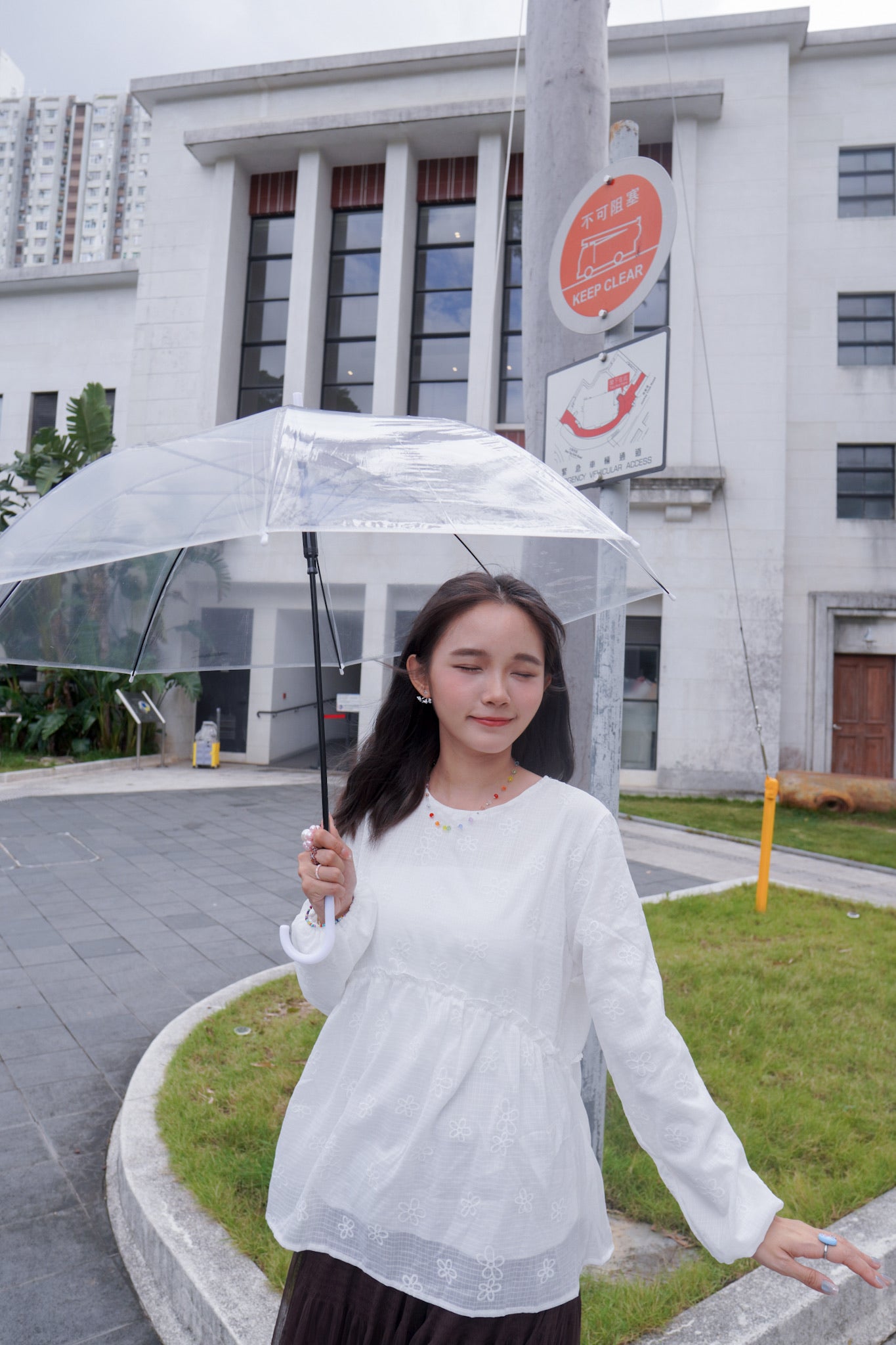 <現貨> 獨家款 泰國人手製作! 格紋小花卉泡泡袖上衣｜兩色入