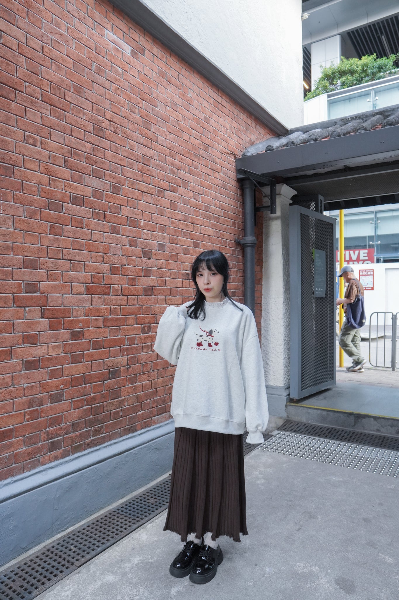 <現貨> 節日小狗刺繡LOGO長袖衛衣 | 兩色入