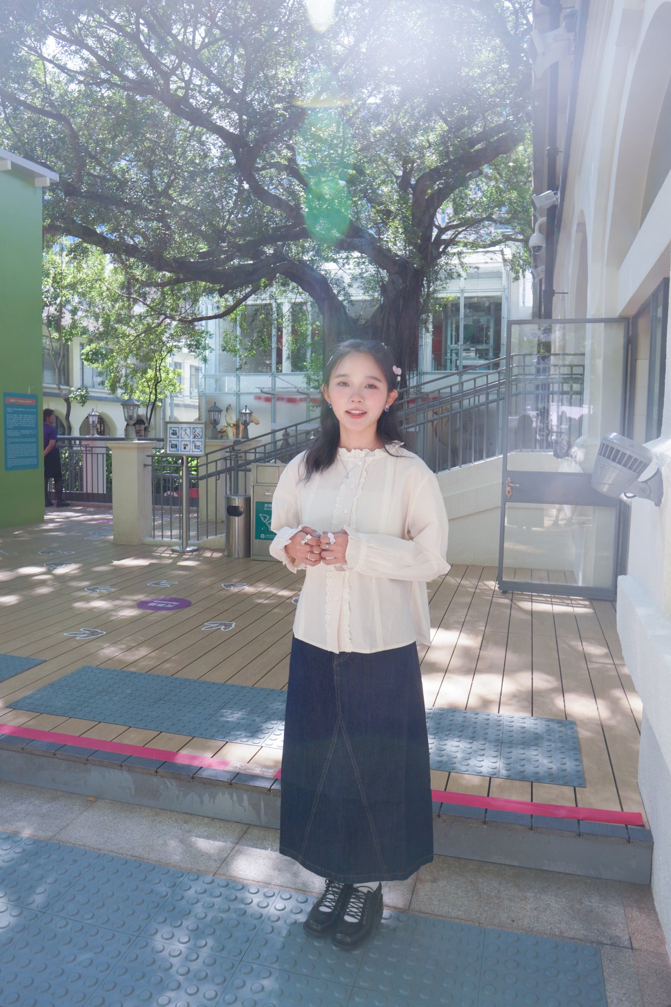 <現貨> 自家製 奶杏娃娃領蕾絲長袖裇衫