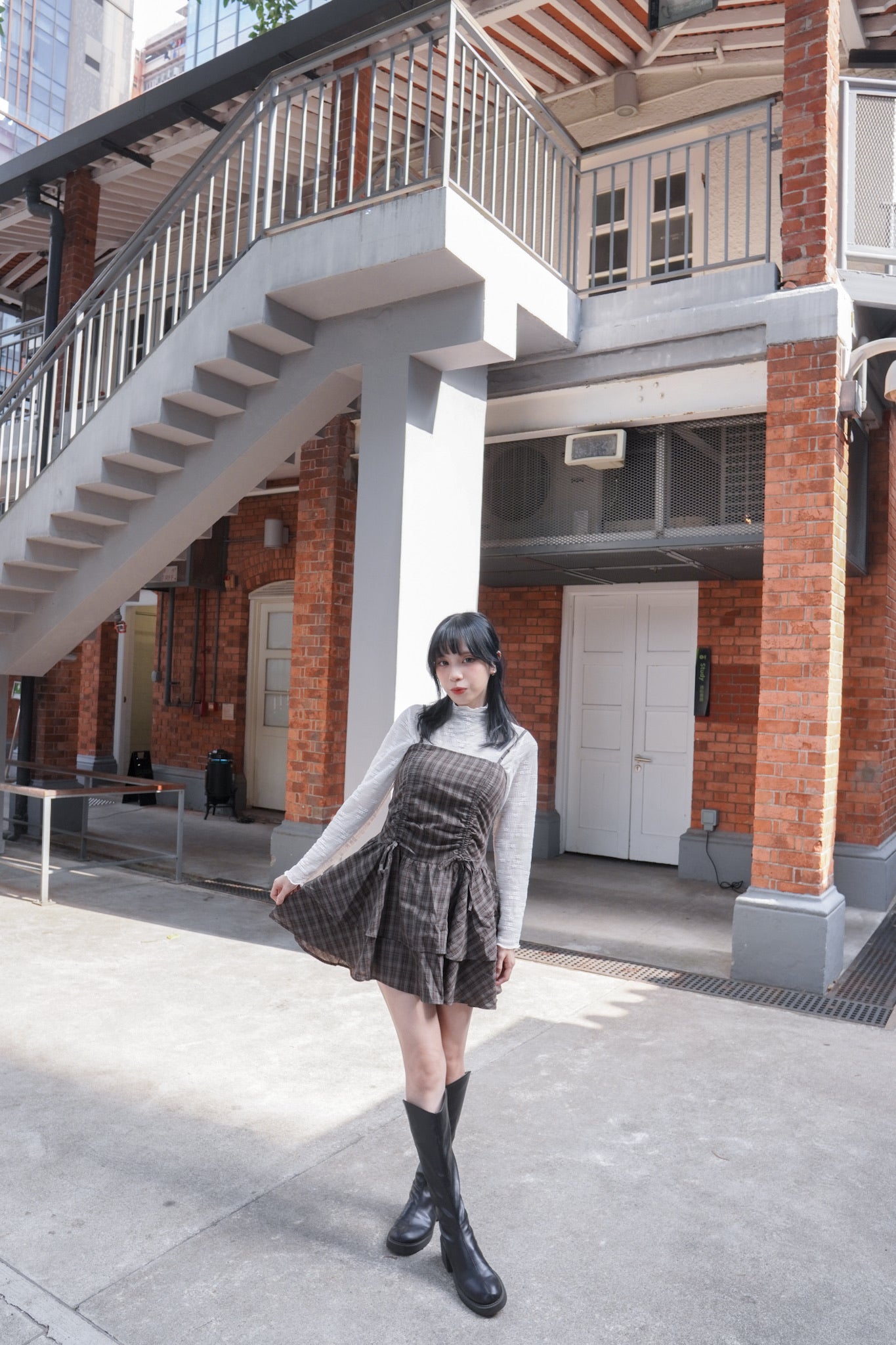 <預訂> 自家製 褶皺透明Ruffle邊立體花花高領內搭打底上衣｜兩色入