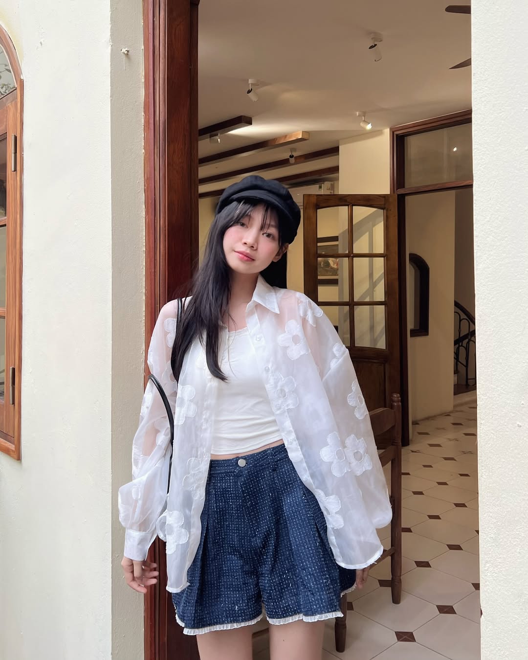 <預訂> 越南小眾品牌🇻🇳 Oversized 薄紗花花長袖雪紡襯衫