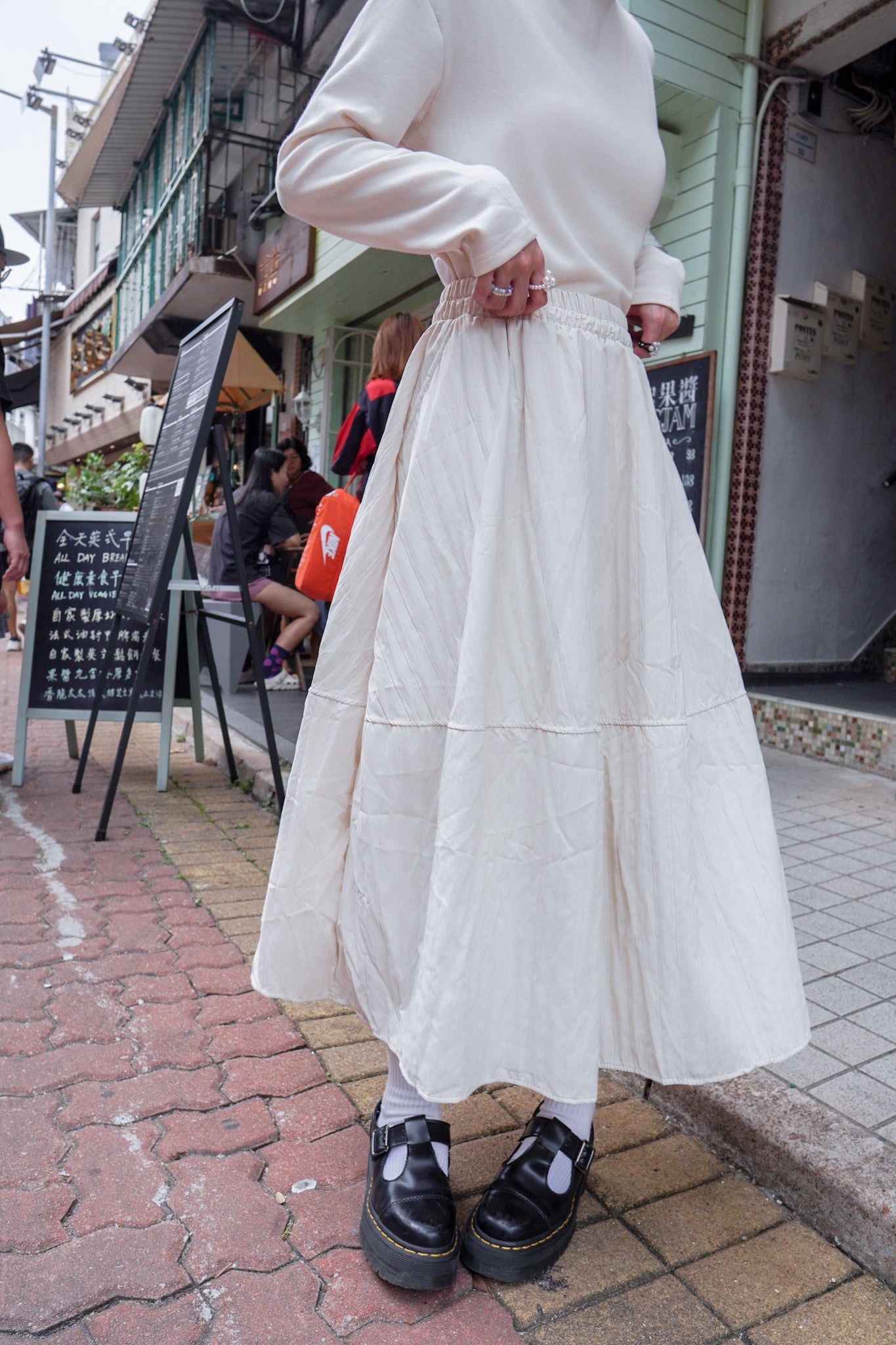 <現貨> 自家製 秋冬專屬! 肌理感口袋半身長裙｜兩色入