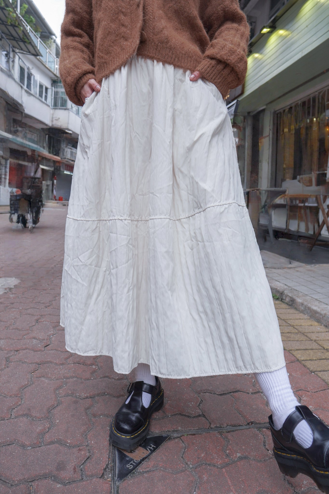 <現貨> 自家製 秋冬專屬! 肌理感口袋半身長裙｜兩色入