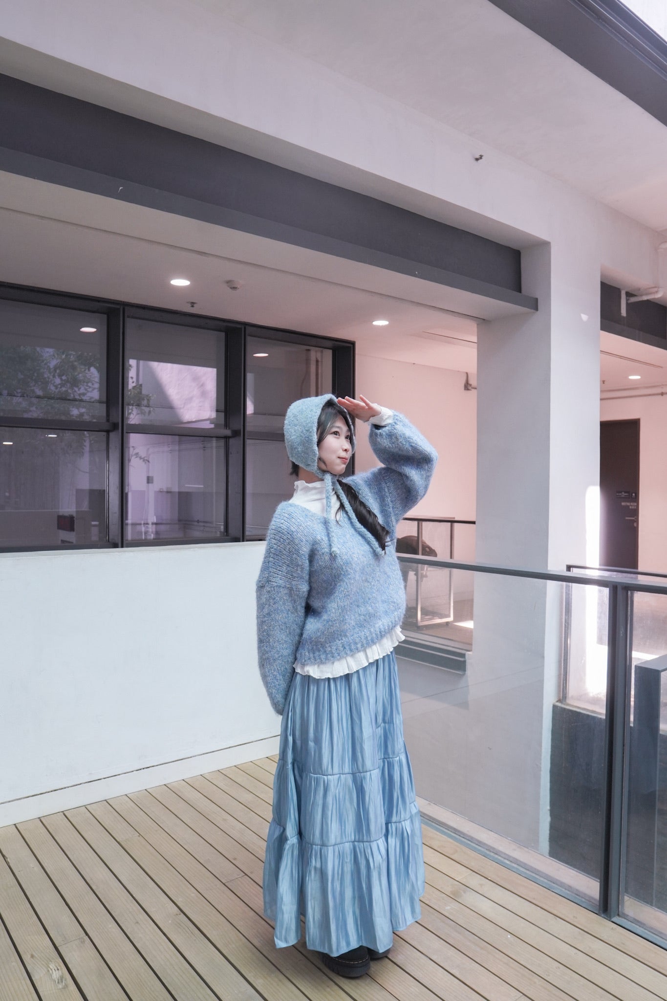 <預訂> 半高領ruffle邊傘型針織打底上衣