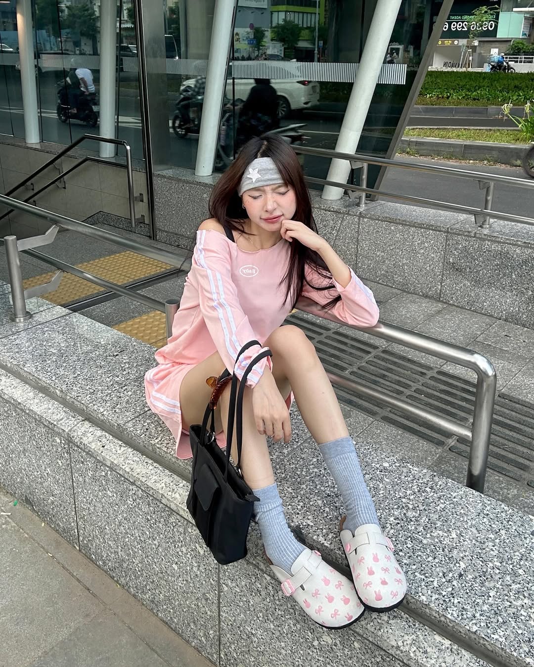 <預訂> 越南小眾品牌🇻🇳 超人氣$2xx! Bad Bunny刺繡牛皮包頭Boston穆勒拖鞋 | 四款入