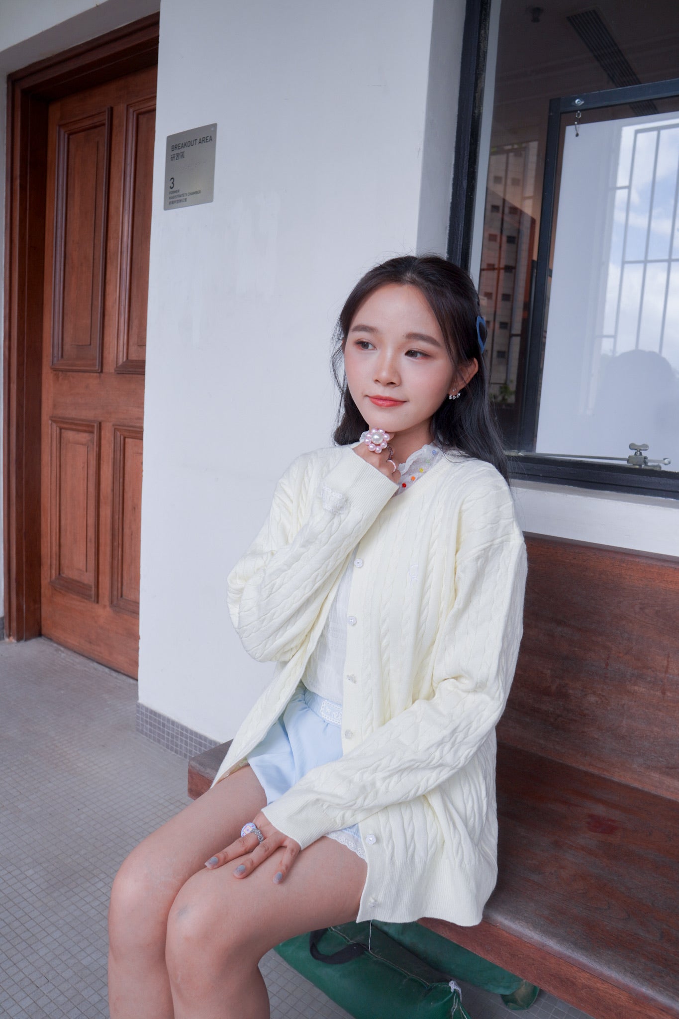 <現貨> 自家製 衣櫃必備！褶皺透明Ruffle邊高領內搭打底上衣