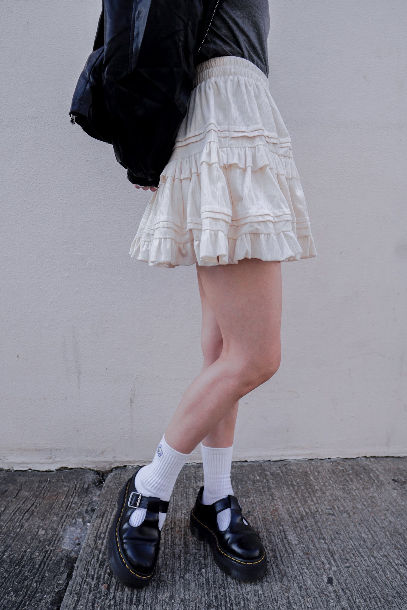 <現貨> 秋冬專屬♡ 絲絨蛋糕短裙 | 兩色入