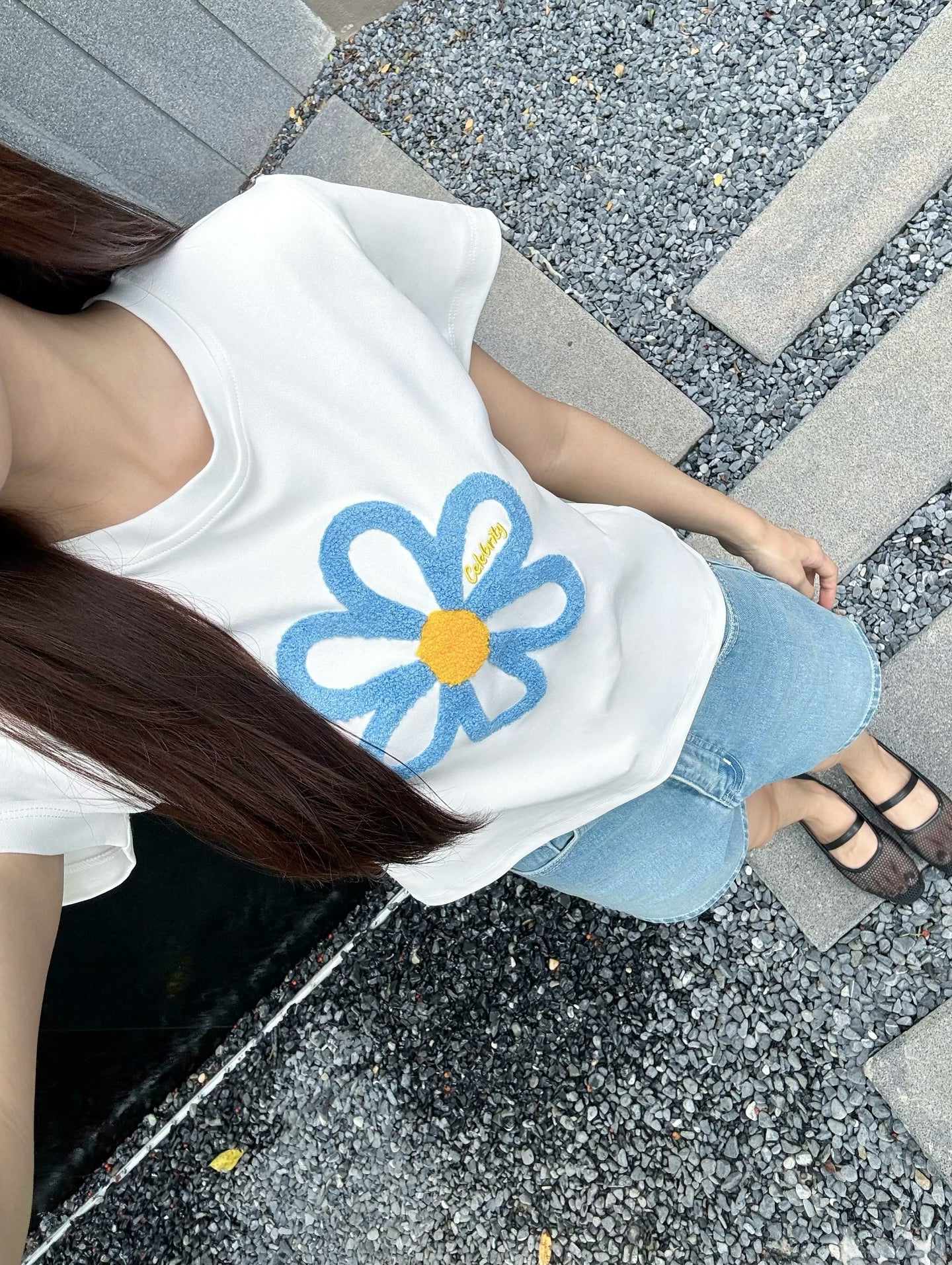 <預訂> 泰國小眾品牌🇹🇭 立體刺繡工藝花花圓領Crop Tee上衣 | 三色入