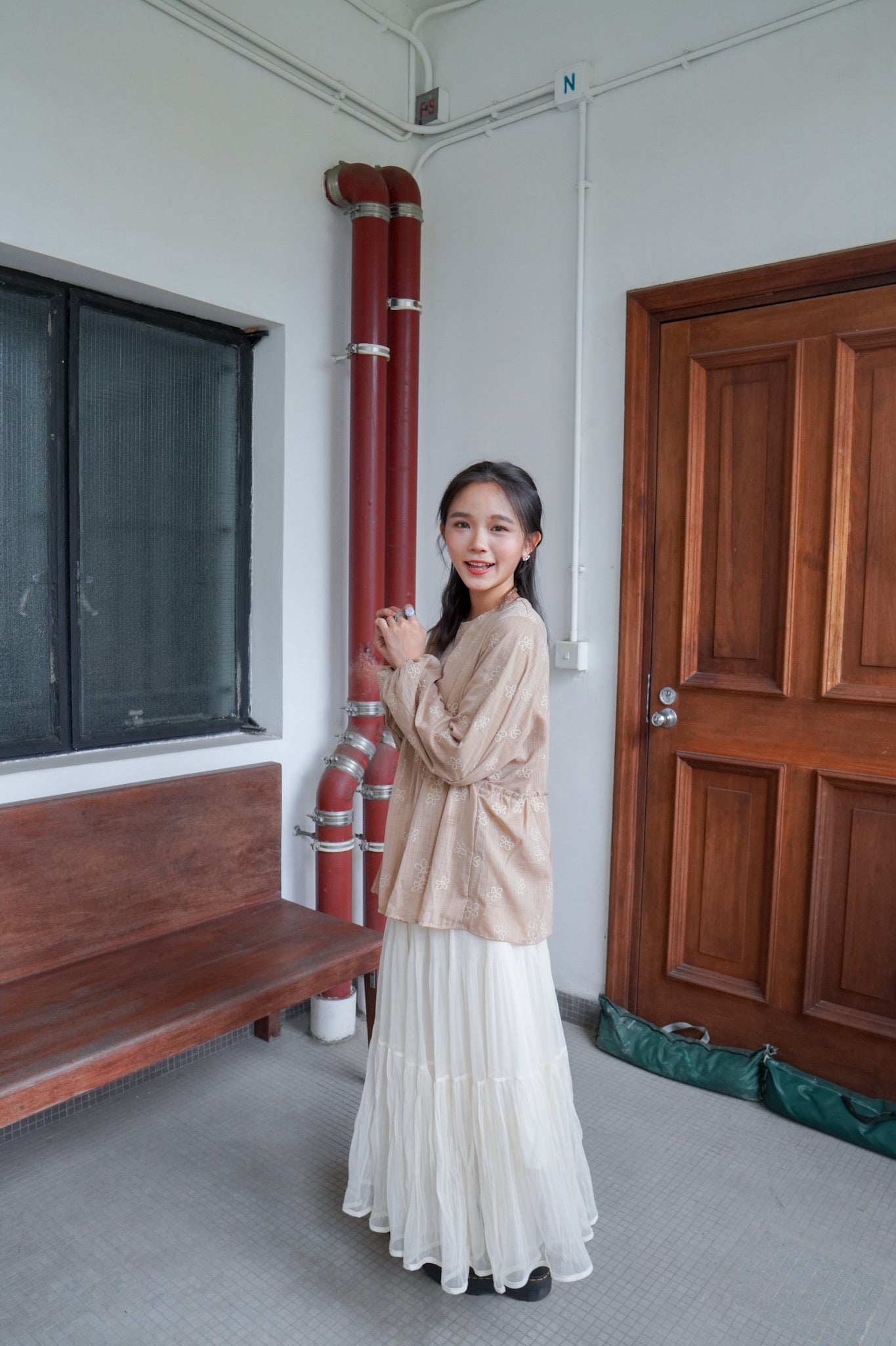 <現貨> 獨家款 泰國人手製作! 格紋小花卉泡泡袖上衣｜兩色入