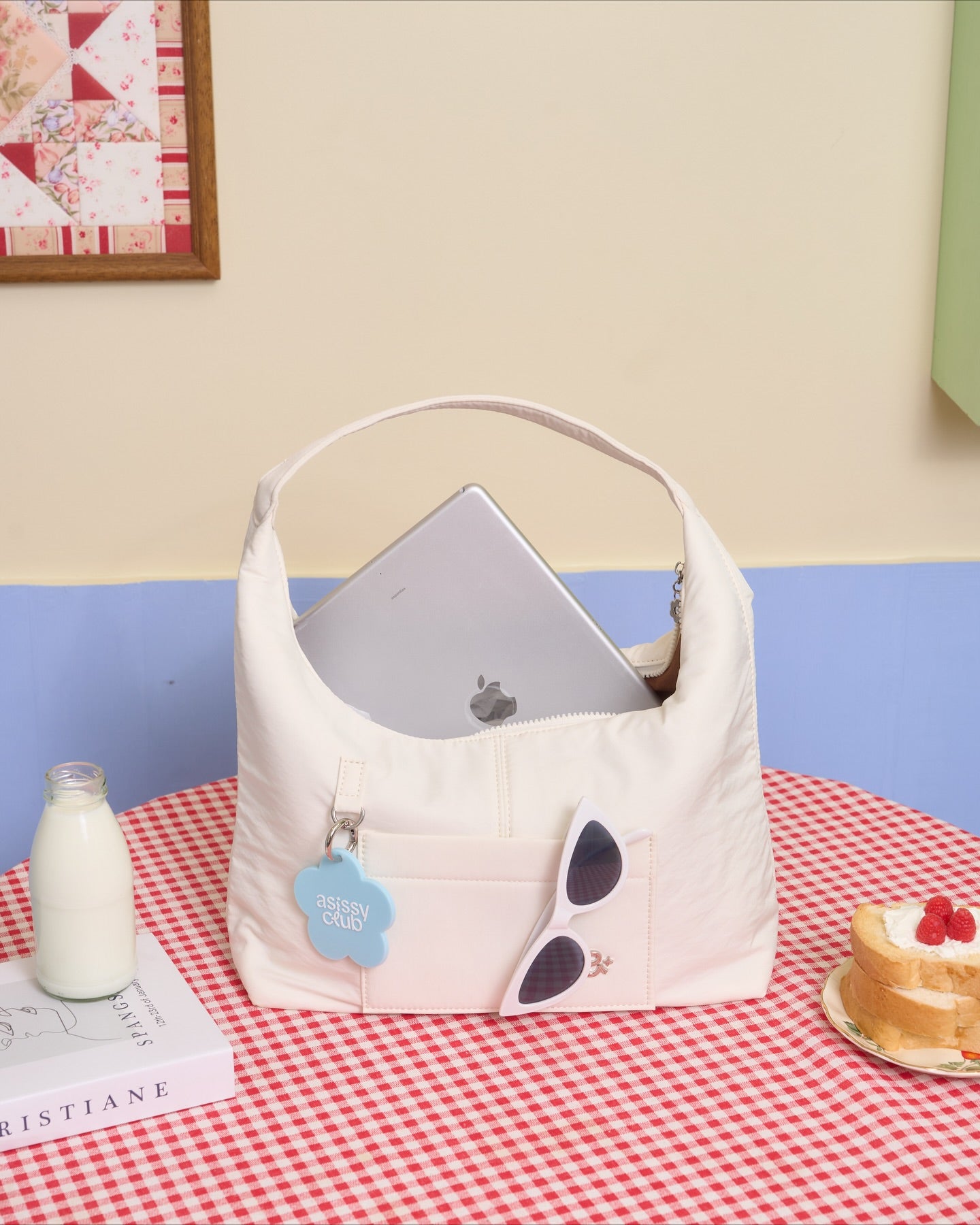 <預訂> 泰國小眾品牌🇹🇭 超人氣大容量防水手提袋 (附贈花朵裝飾配件) | 七色入