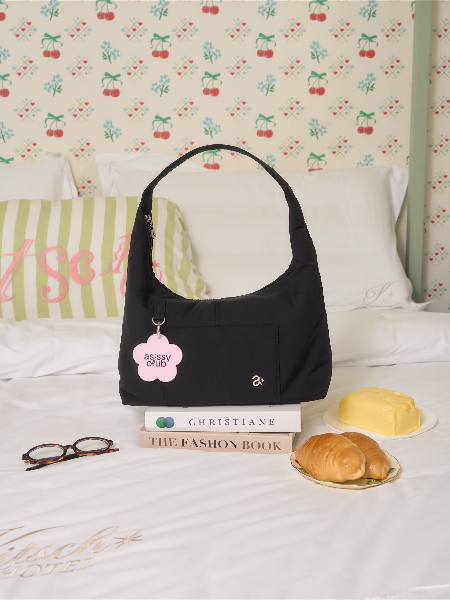 <預訂> 泰國小眾品牌🇹🇭 超人氣大容量防水手提袋 (附贈花朵裝飾配件) | 七色入