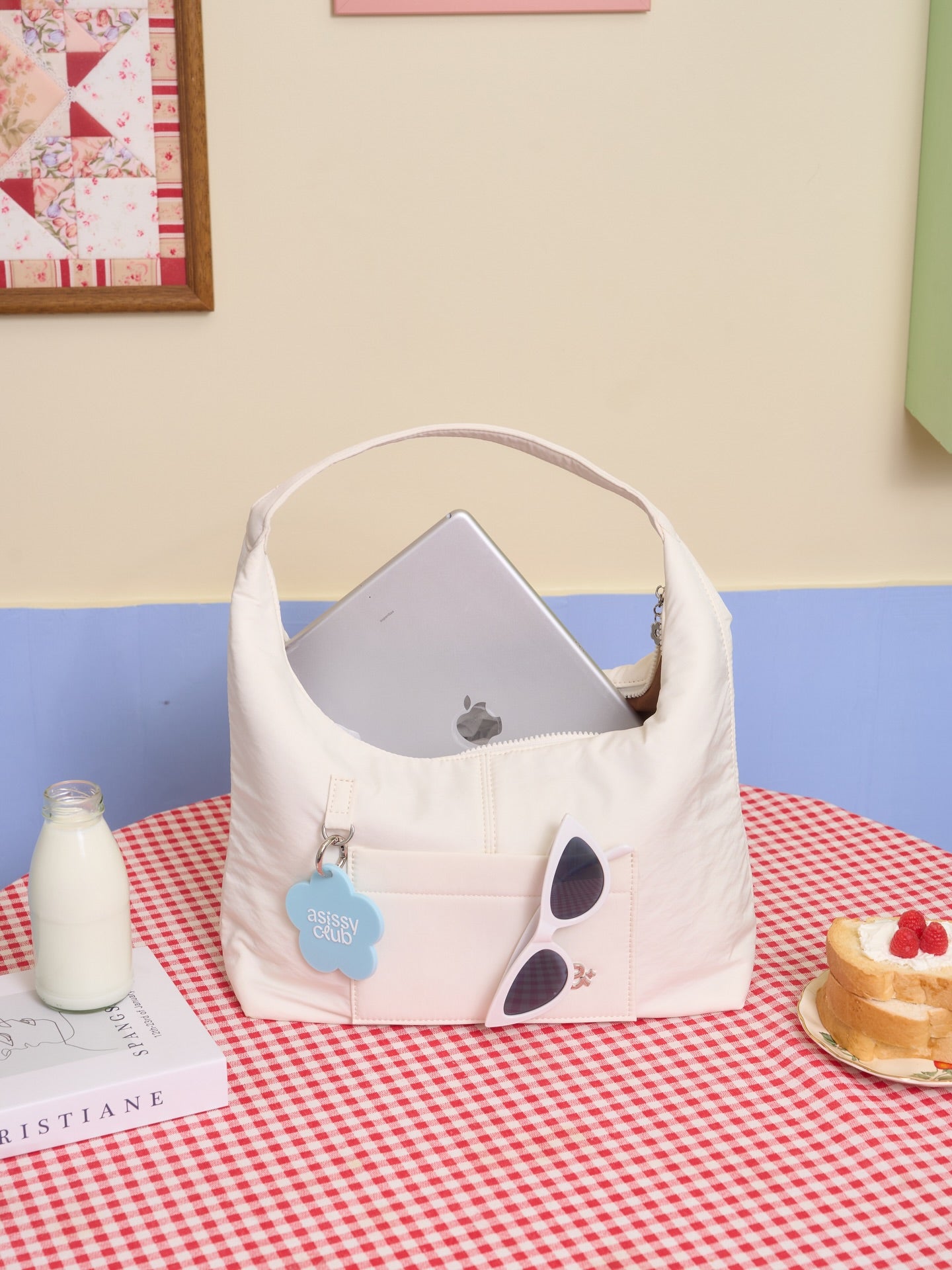 <預訂> 泰國小眾品牌🇹🇭 超人氣大容量防水手提袋 (附贈花朵裝飾配件) | 七色入