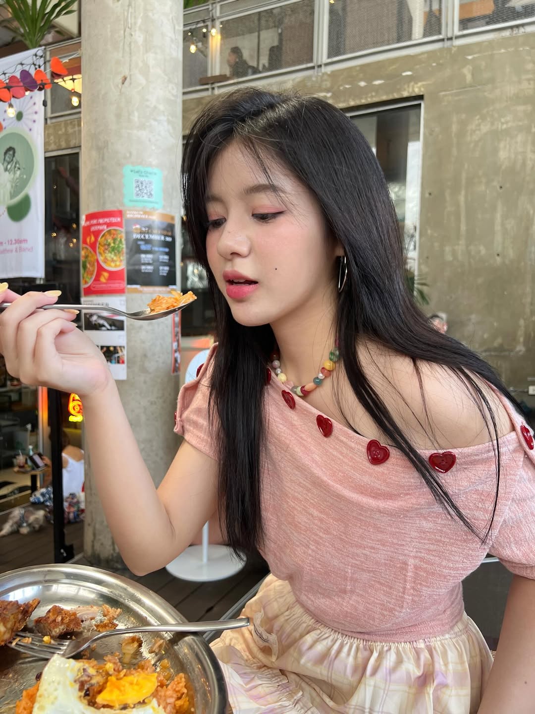 <預訂> 泰國小眾品牌🇹🇭 3-Ways心形紐扣可調較花花上衣 | 兩色入