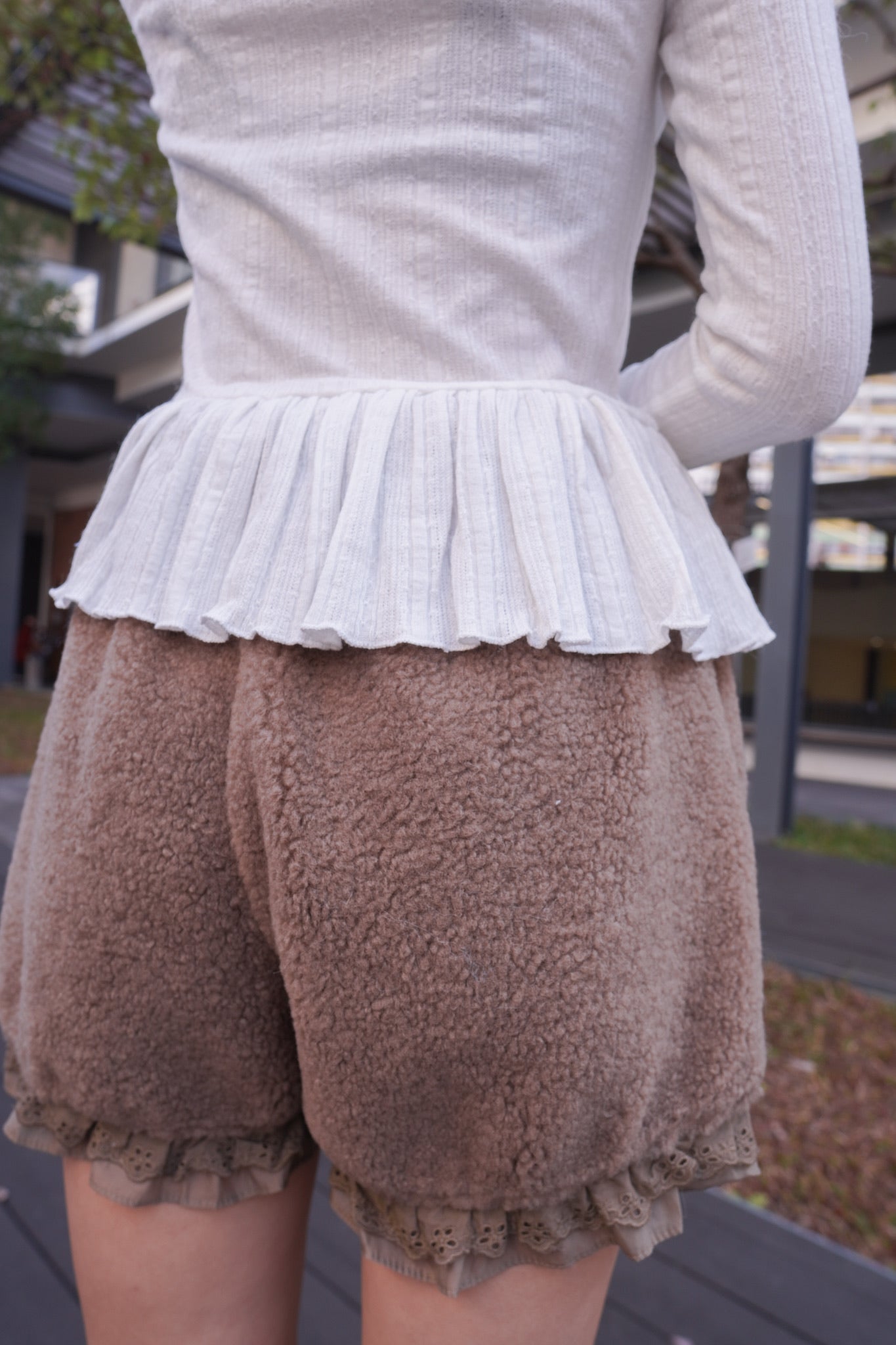 <現貨> 小熊高腰ruffle邊毛絨短褲