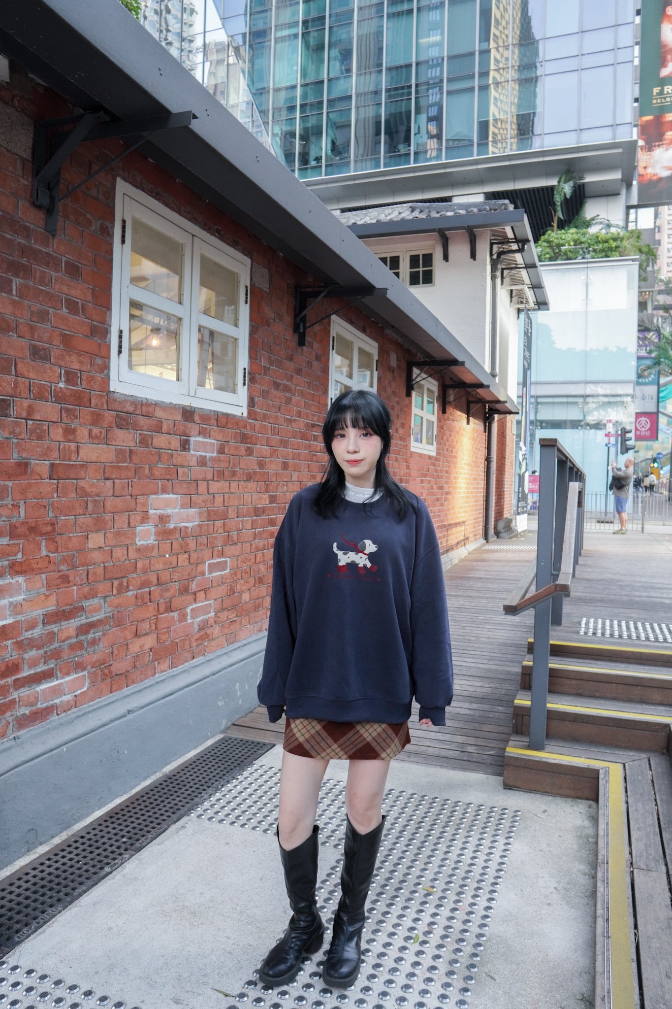 <現貨> 肌理感ruffle邊碎花打底長袖上衣