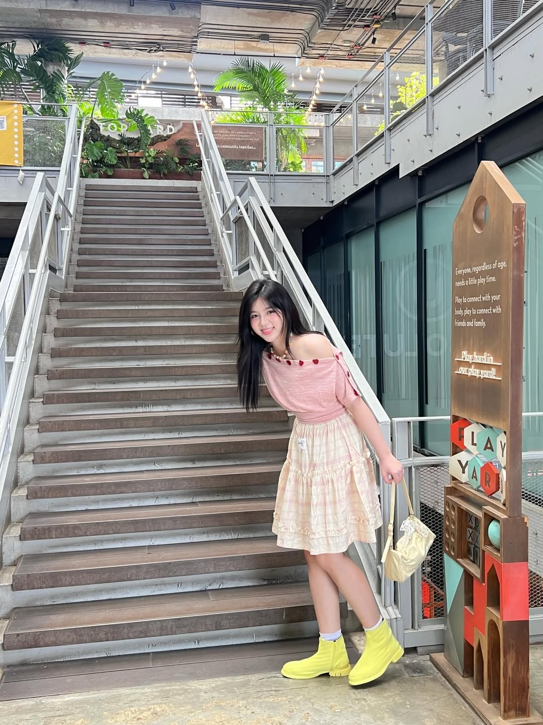<預訂> 泰國小眾品牌🇹🇭 3-Ways心形紐扣可調較花花上衣 | 兩色入
