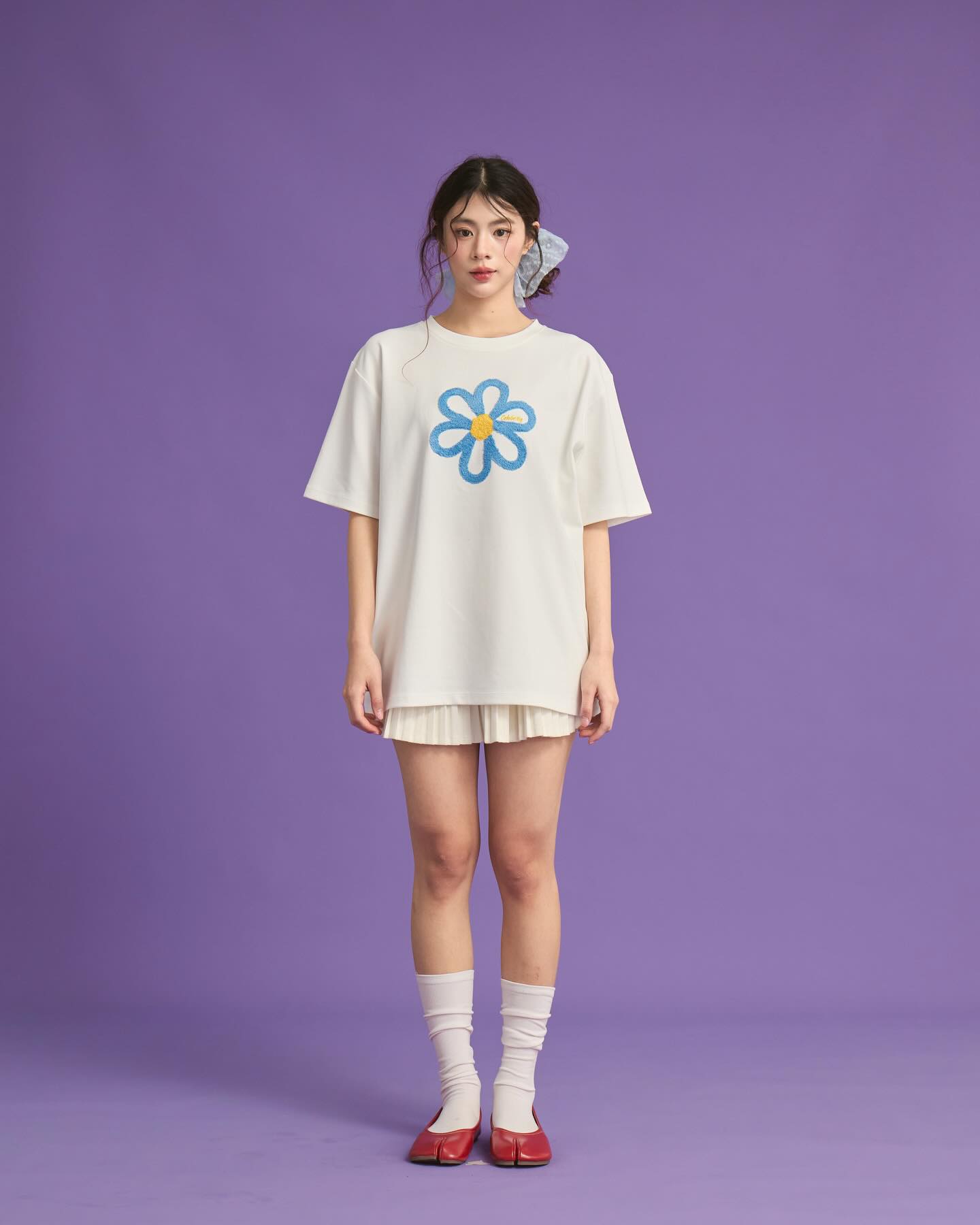 <預訂> 泰國小眾品牌🇹🇭 Oversized刺繡工藝立體毛毛花花圓領Tee上衣 | 三色入