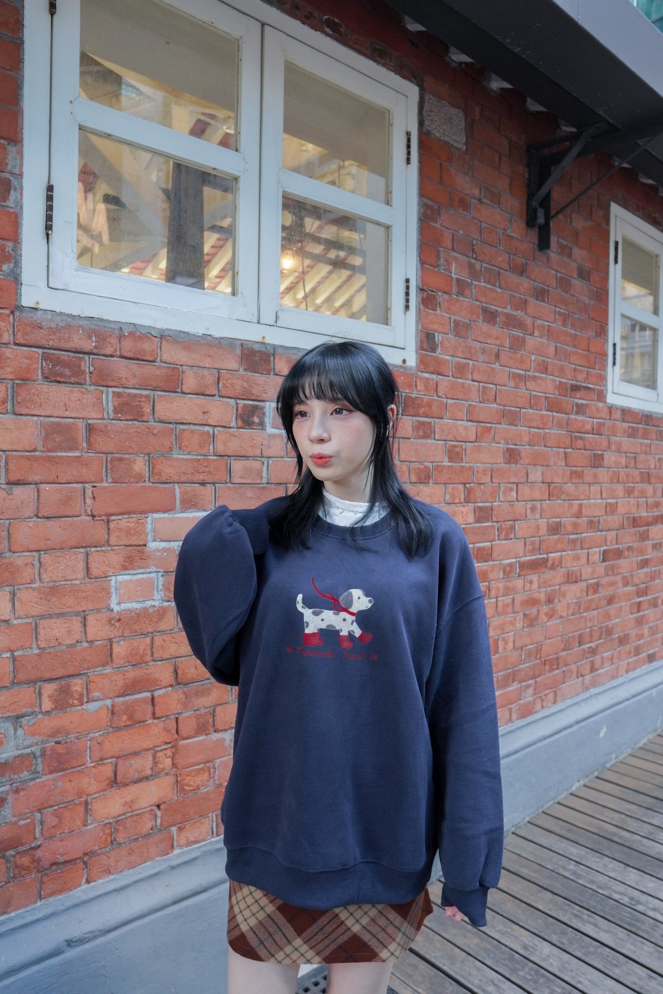 <現貨> 肌理感ruffle邊碎花打底長袖上衣