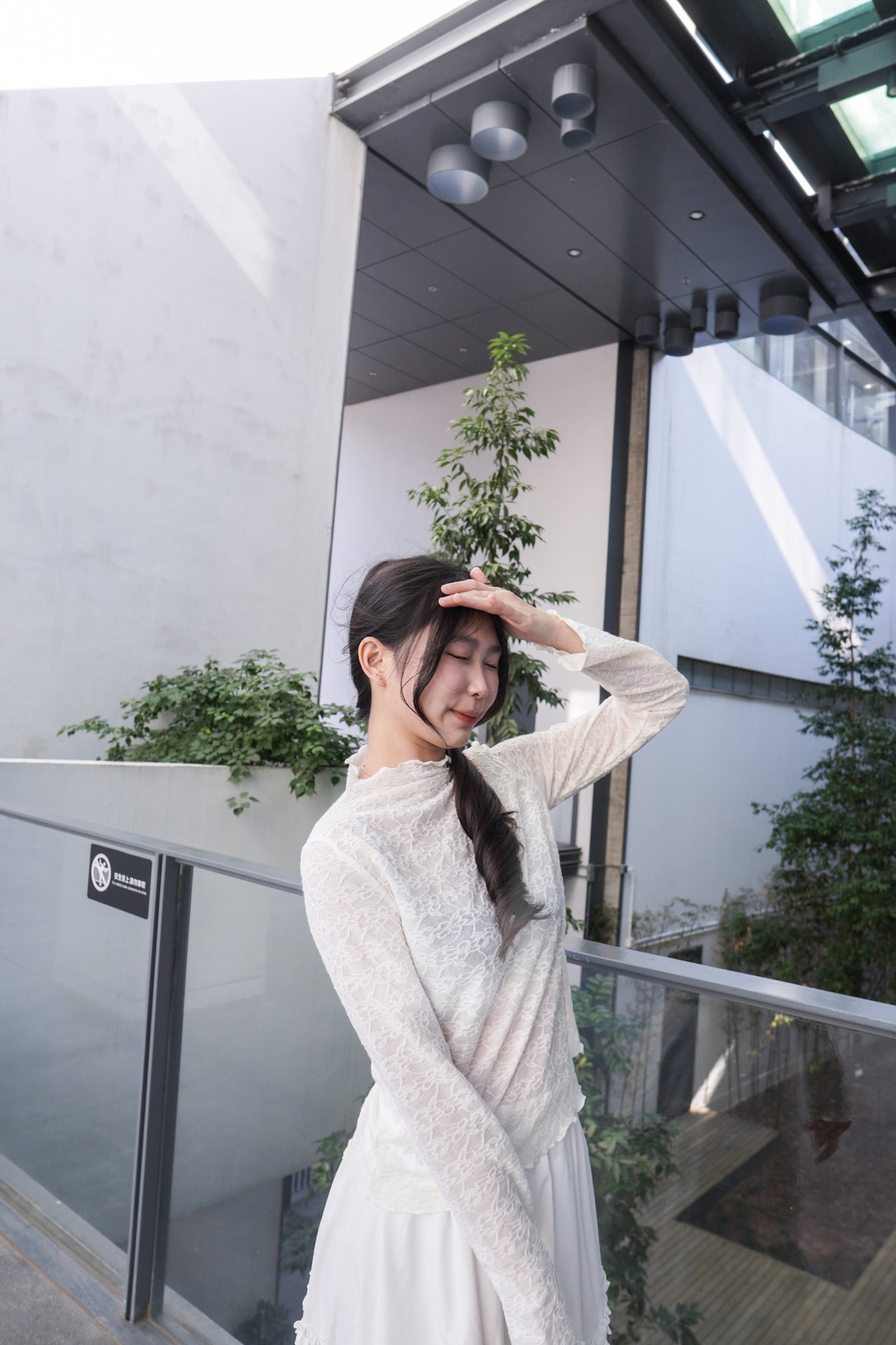 <現貨> 小眾提花ruffle邊高領打底上衣｜兩色入
