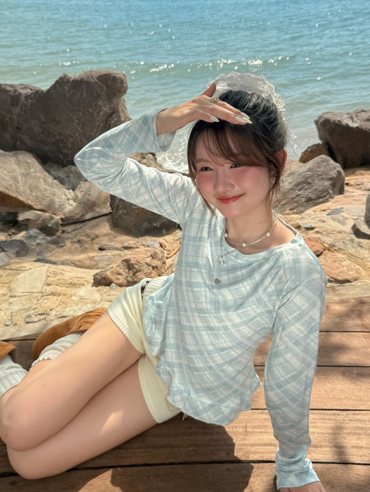 <預訂> 泰國小眾品牌🇹🇭 透氣沙灘荷葉邊長袖襯衫上衣 | 兩色入