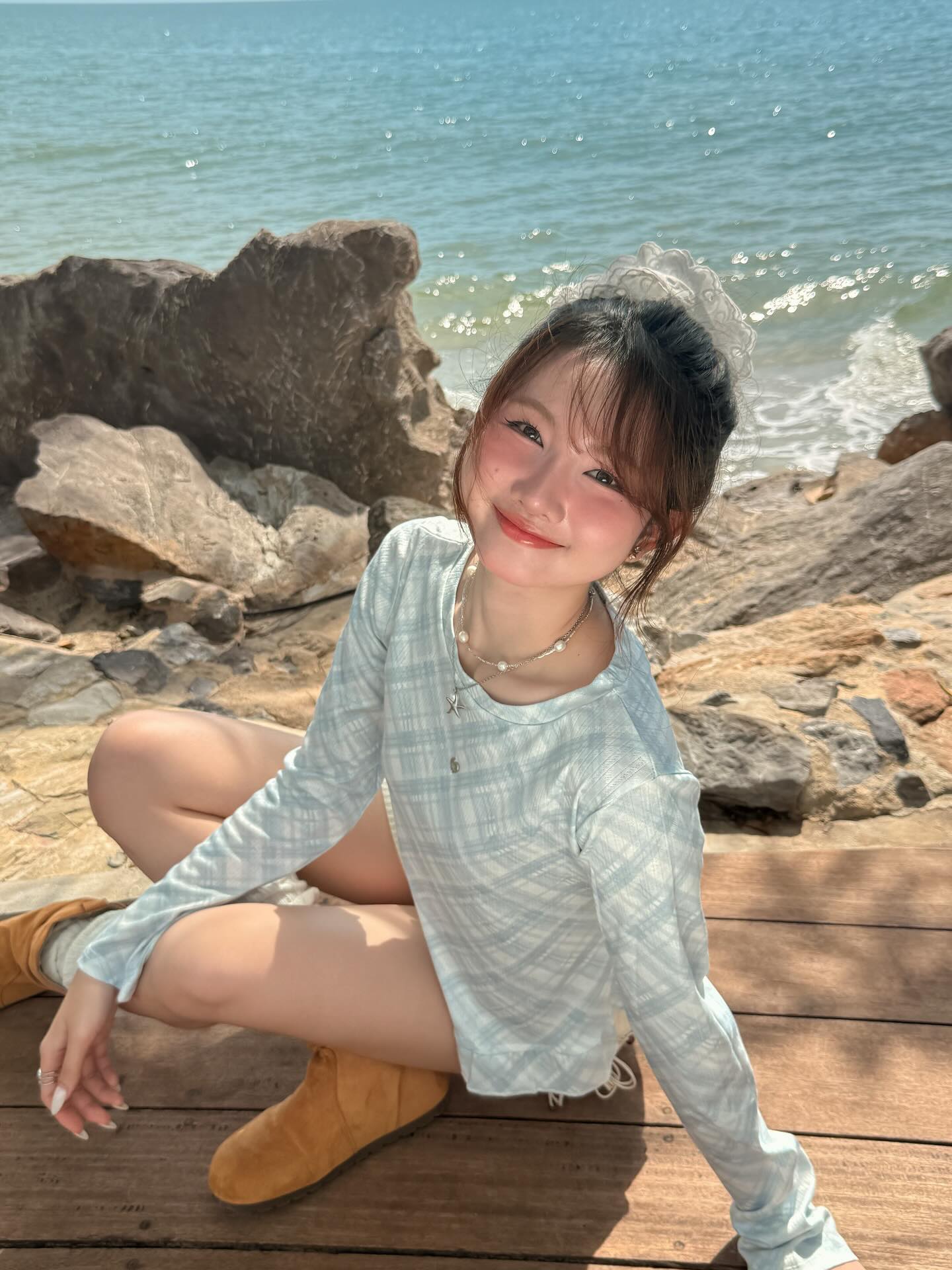 <預訂> 泰國小眾品牌🇹🇭 透氣沙灘荷葉邊長袖襯衫上衣 | 兩色入