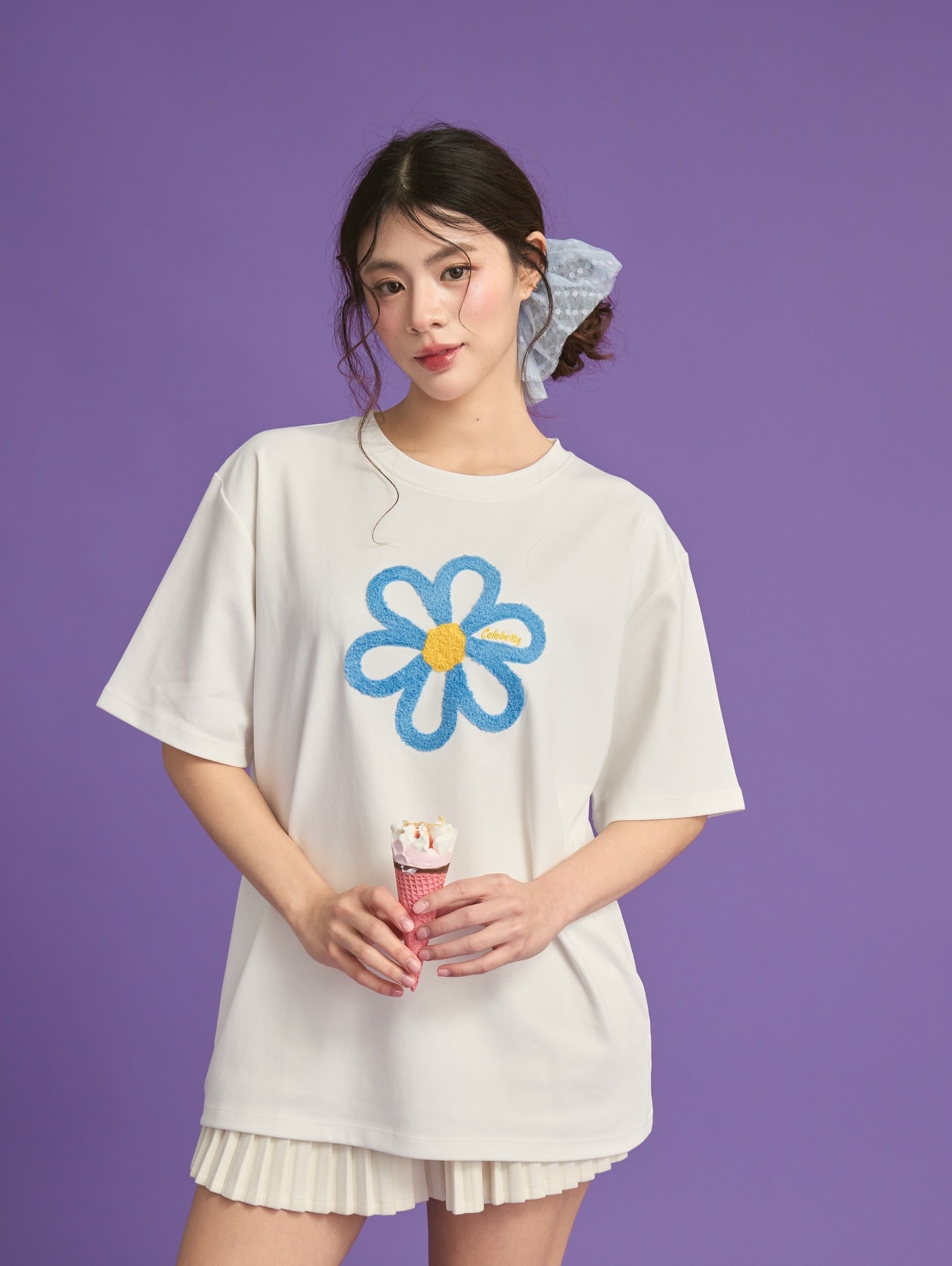 <預訂> 泰國小眾品牌🇹🇭 Oversized刺繡工藝立體毛毛花花圓領Tee上衣 | 三色入