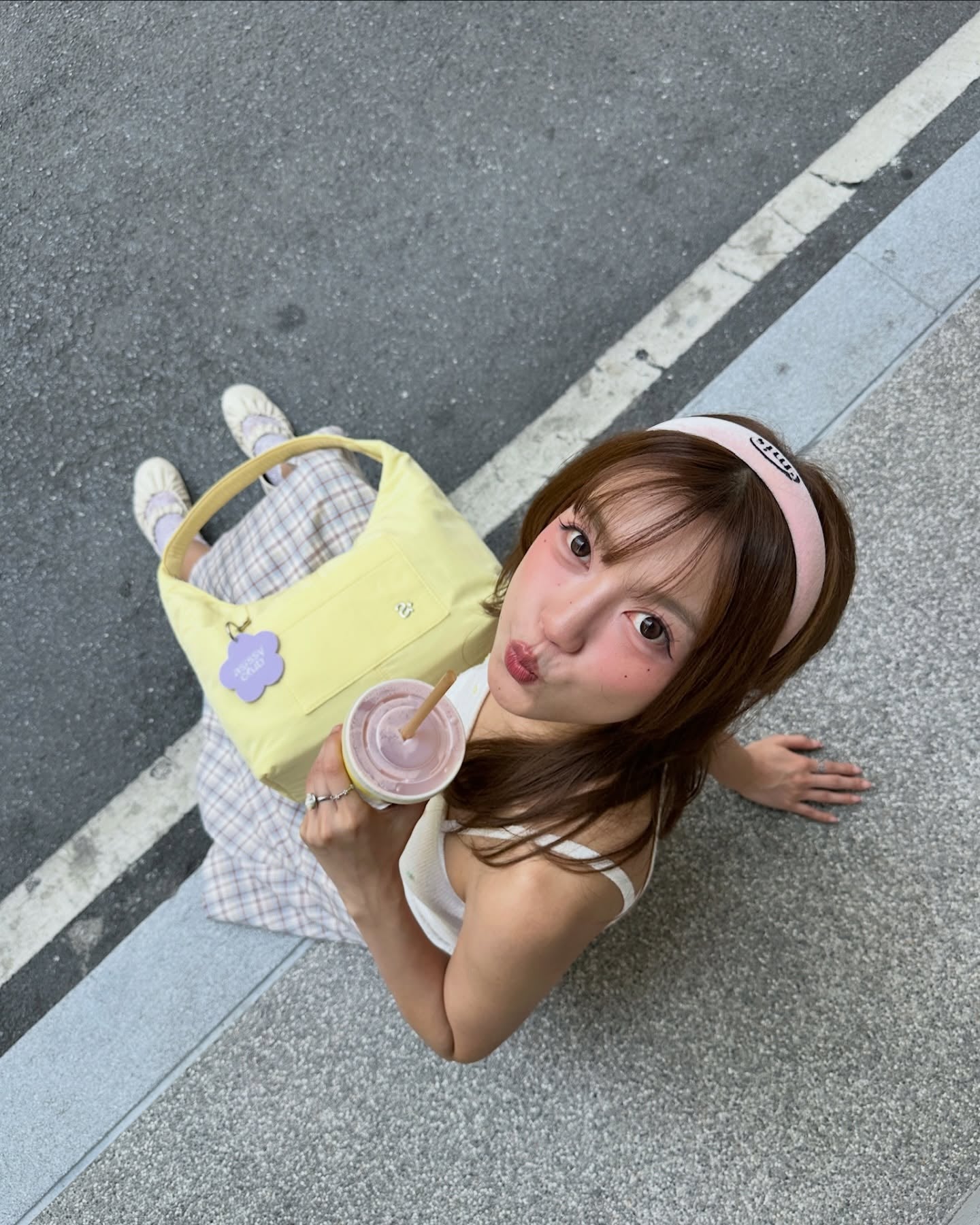 <預訂> 泰國小眾品牌🇹🇭 超人氣大容量防水手提袋 (附贈花朵裝飾配件) | 七色入