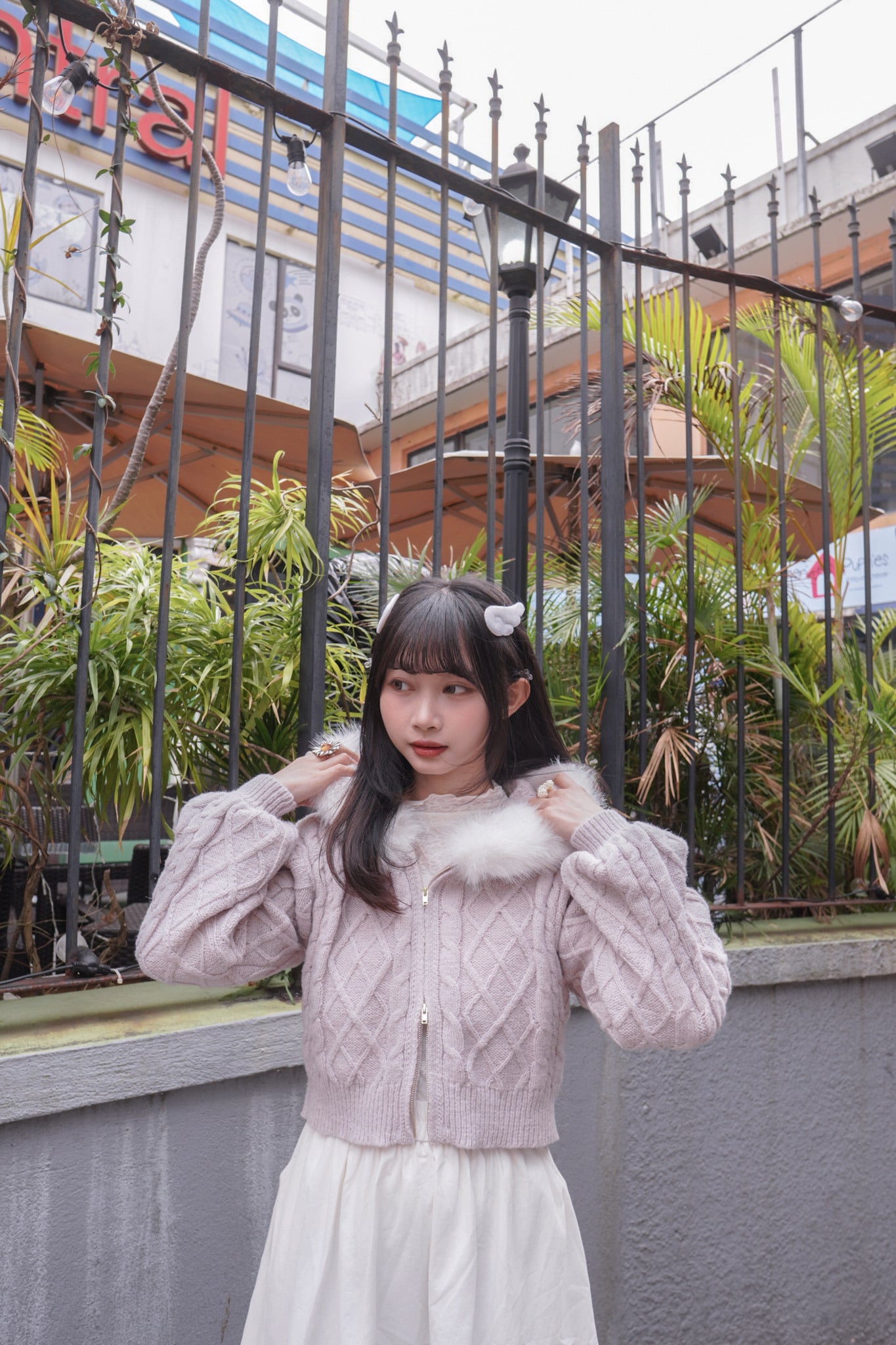 <預訂> 自家製 褶皺透明Ruffle邊立體花花高領內搭打底上衣｜兩色入