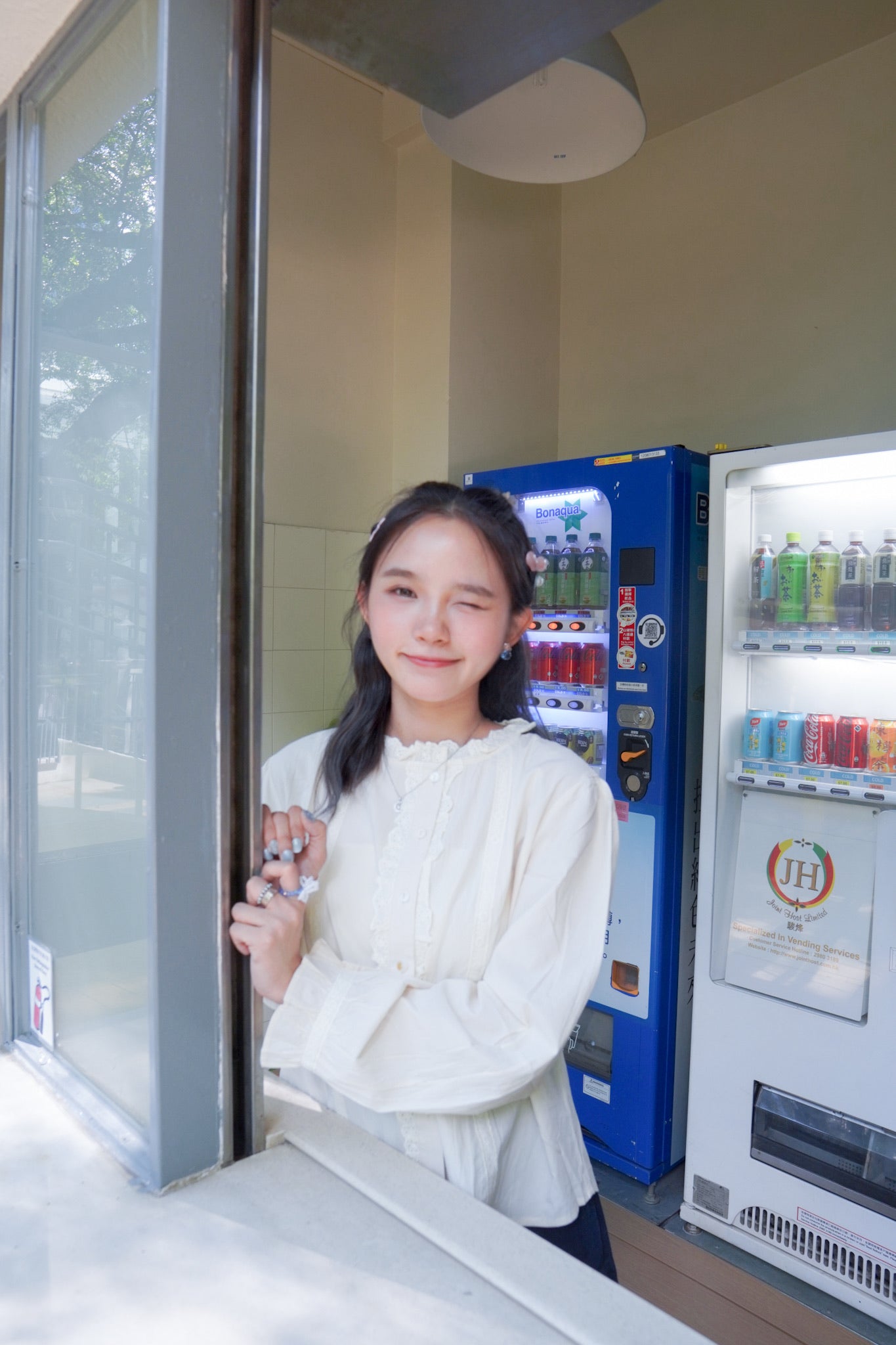 <現貨> 自家製 奶杏娃娃領蕾絲長袖裇衫