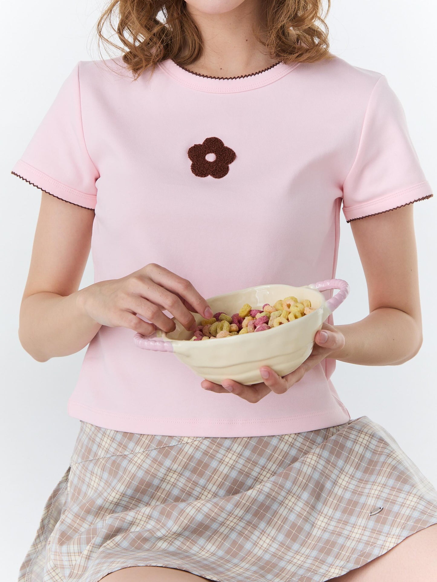 <預訂> 泰國小眾品牌🇹🇭 扇形花邊ruffle領花花小 logo Crop Tee | 五色入