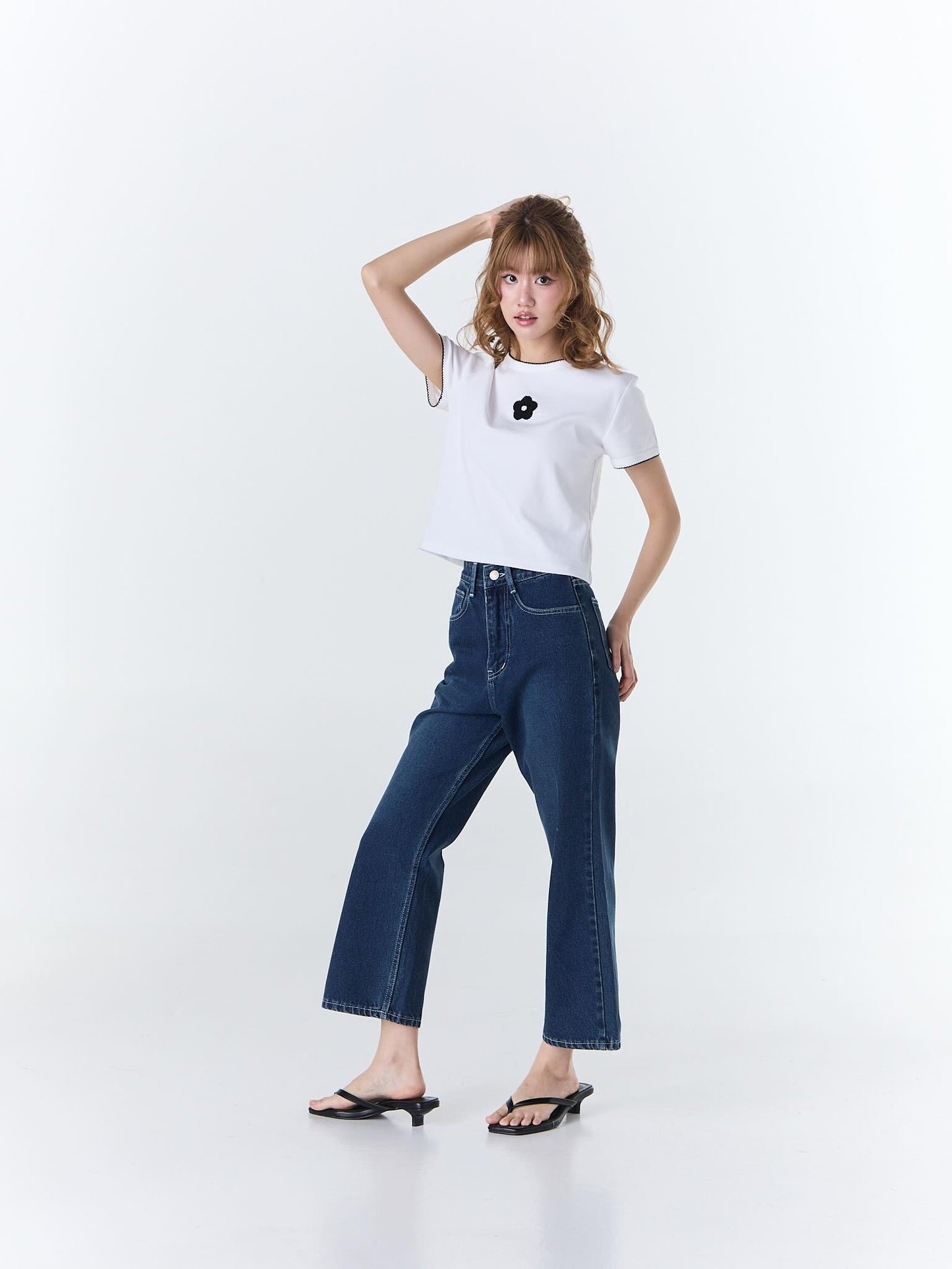 <預訂> 泰國小眾品牌🇹🇭 扇形花邊ruffle領花花小 logo Crop Tee | 五色入