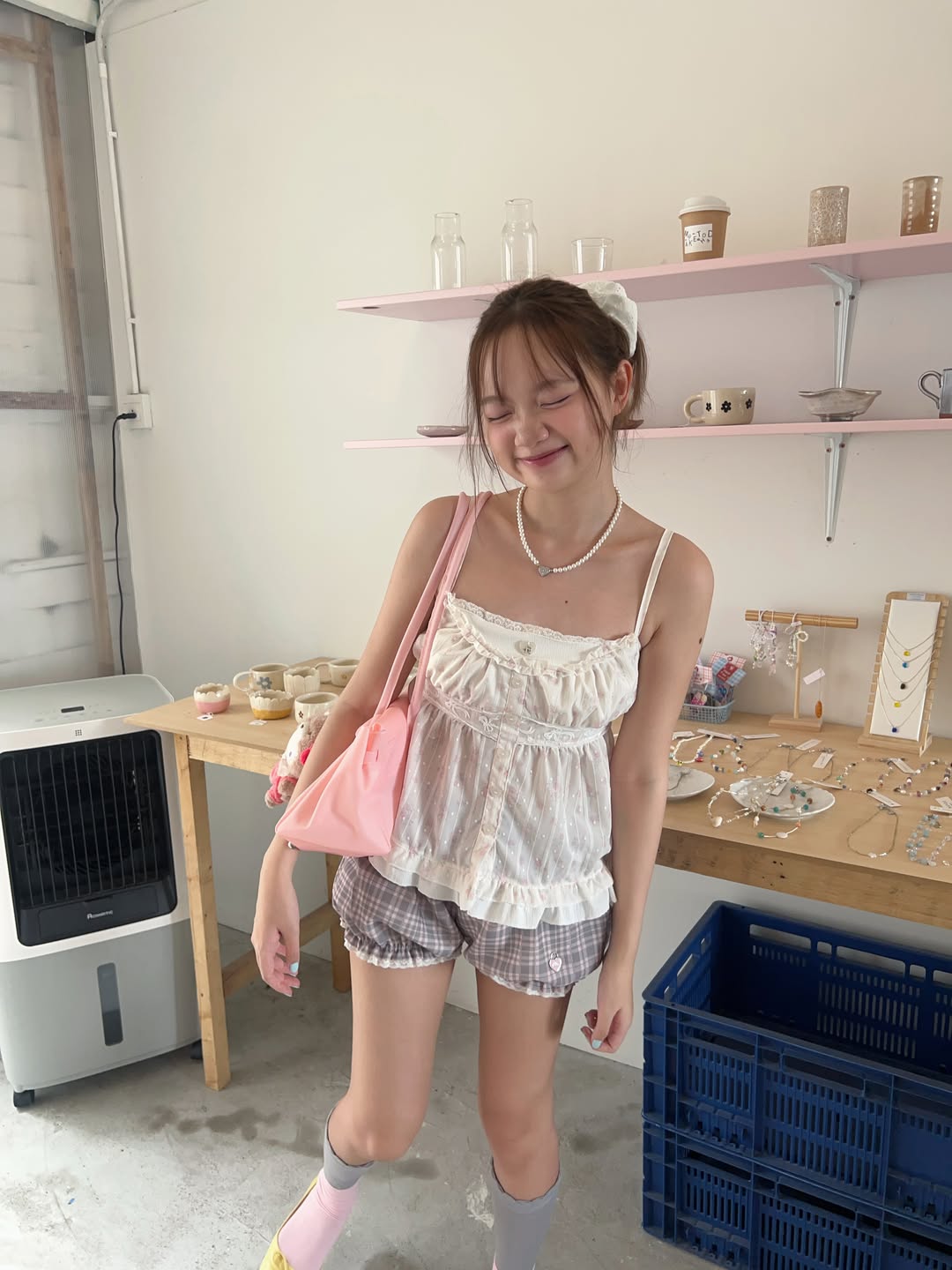<預訂> 泰國小眾品牌🇹🇭 蕾絲荷葉邊無袖背心(肩帶可調整) | 四色入