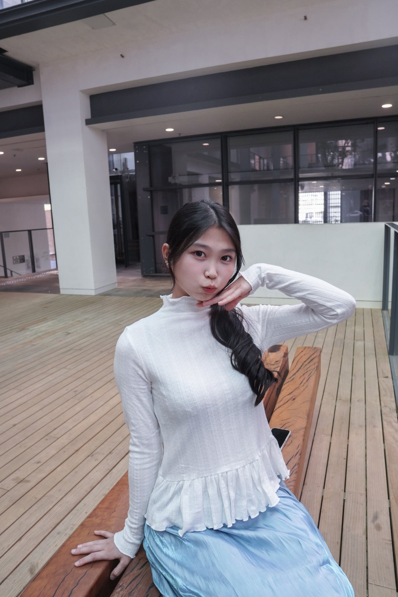 <預訂> 半高領ruffle邊傘型針織打底上衣