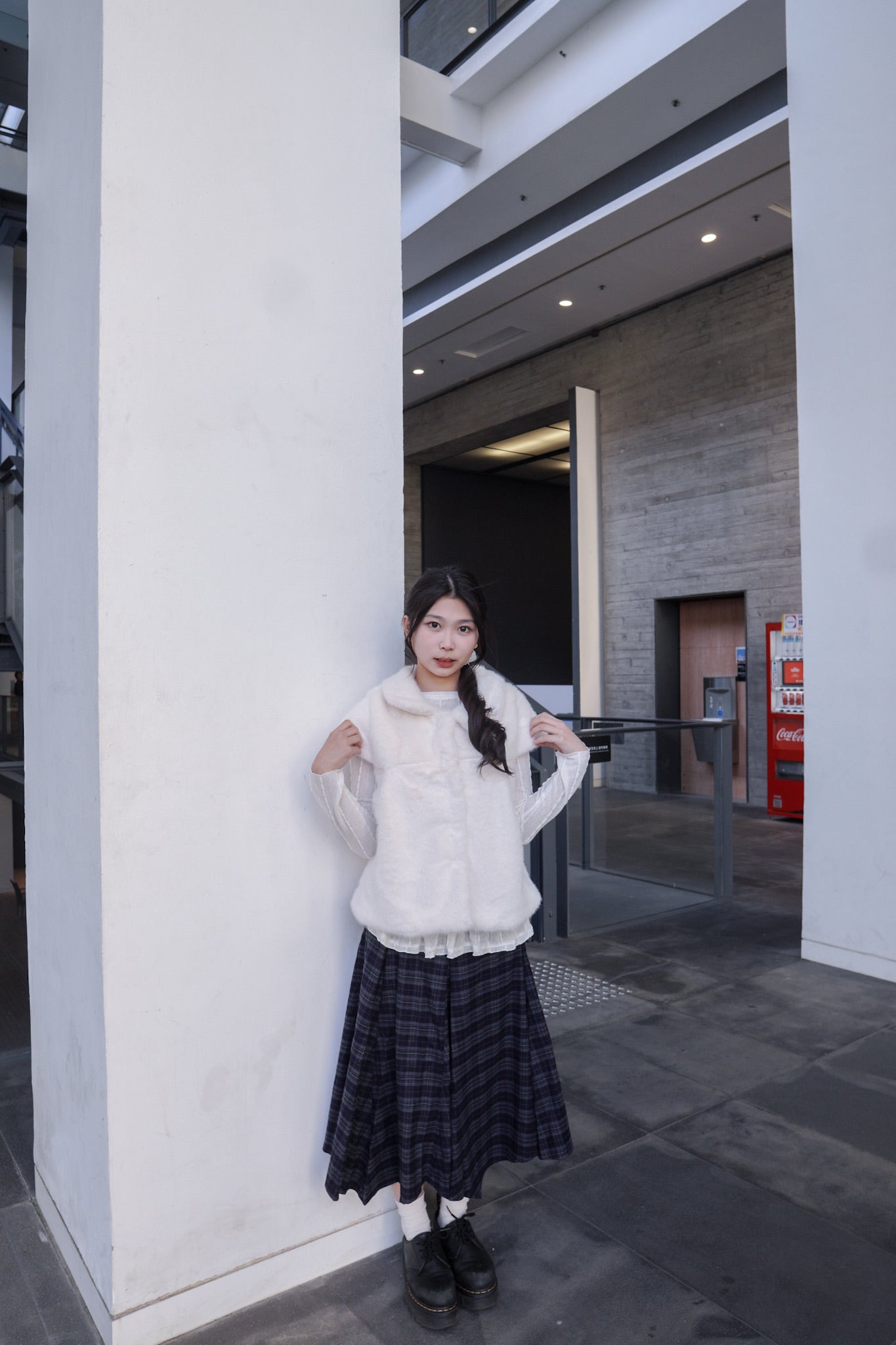 <現貨> 暗花傘型圓領條紋打底上衣