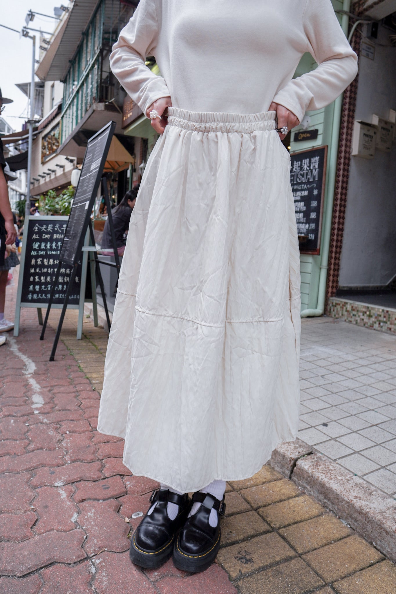 <現貨> 自家製 秋冬專屬! 肌理感口袋半身長裙｜兩色入