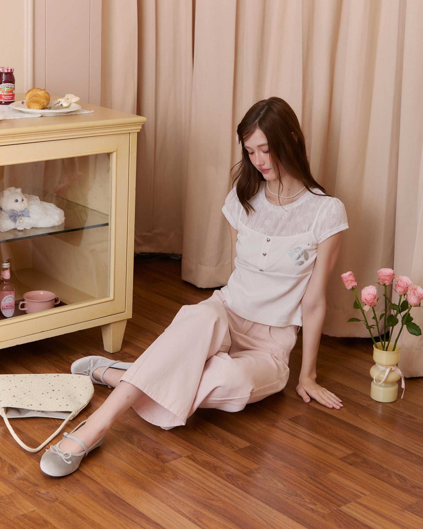 <預訂> 泰國小眾品牌🇹🇭 層疊露肩心形扣閃鑽上衣 | 兩色入