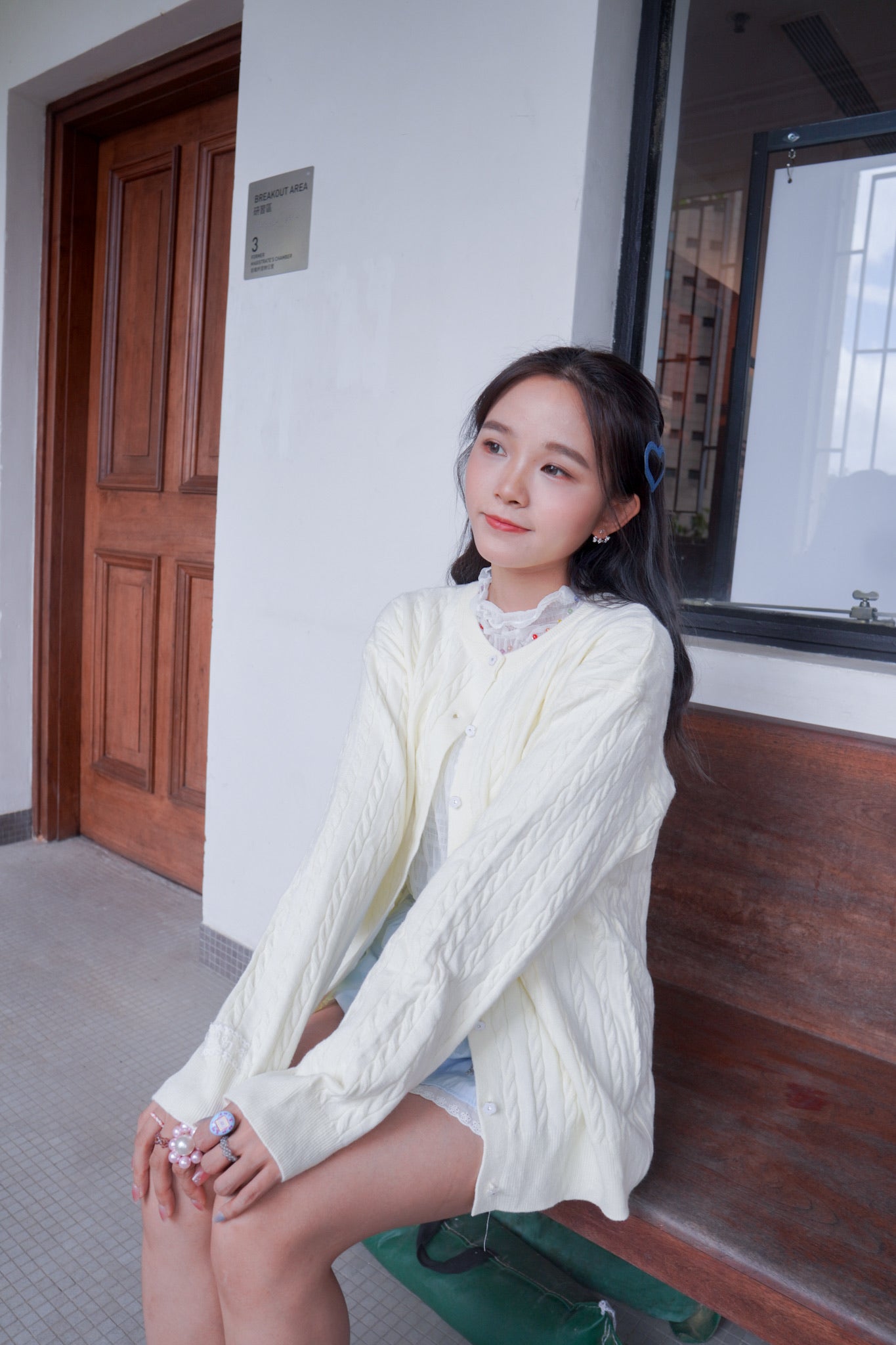 <現貨> 超可愛糖果色～棉花中長款花朵扣麻花開胸外套｜淺黃